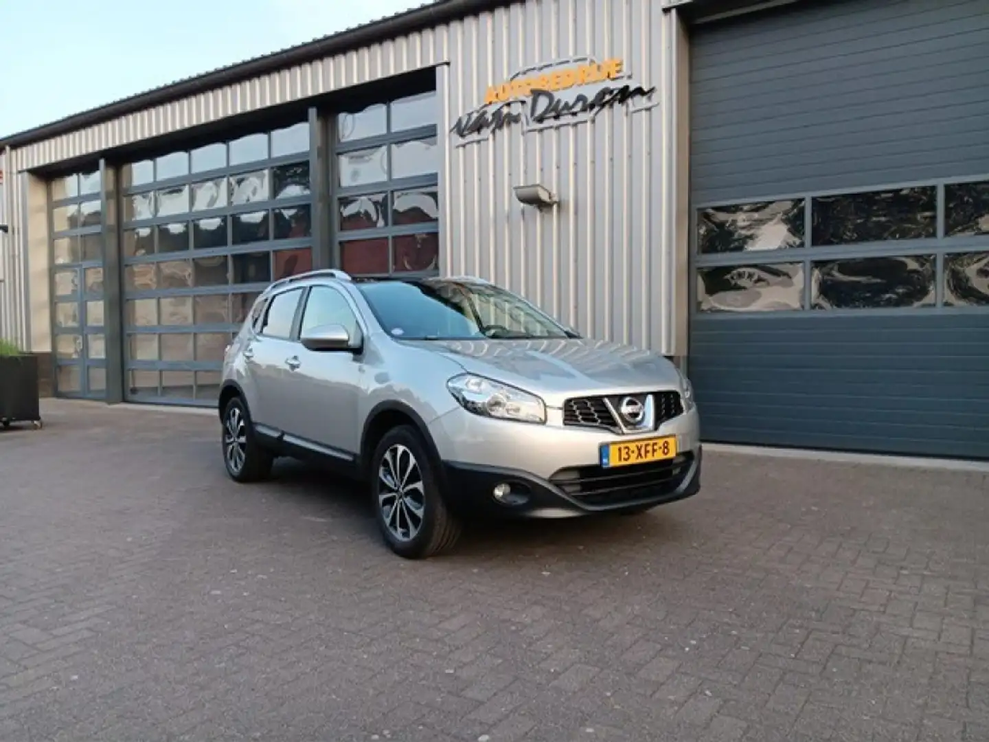 Nissan Qashqai 1.6-16v 120pk  Connect Edition  Clima/Cruise  AUR- Grigio - 1
