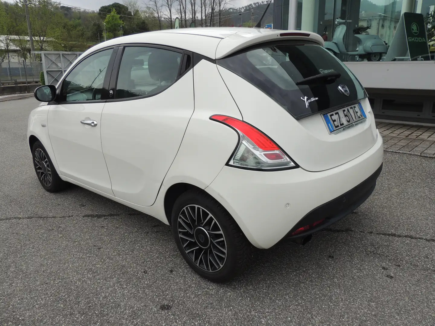 Lancia Ypsilon 1.2 8v Platinum 69cv Bianco - 2