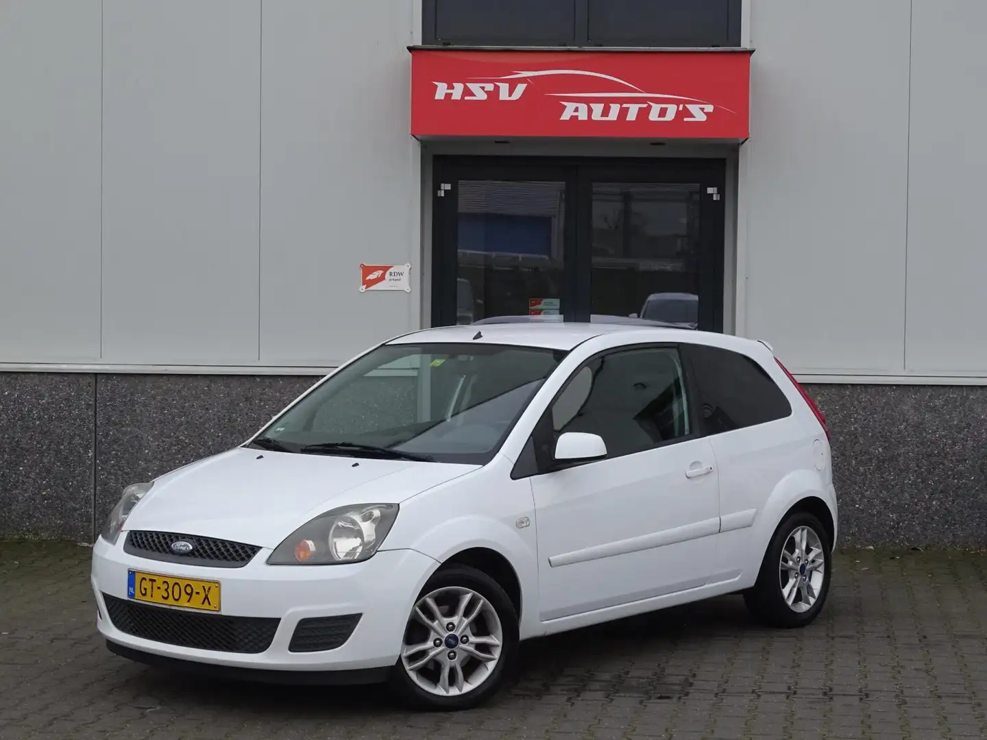 Ford Fiesta 1.3-8V Style airco LM 2008 wit Wit - 1