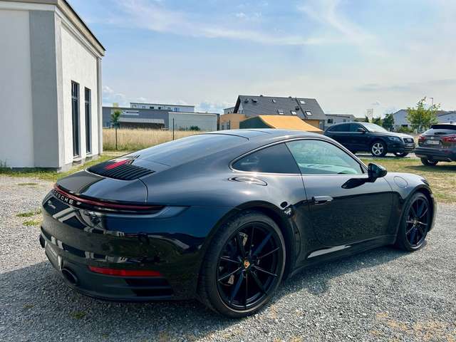 Imagine Porsche 992 Sportabgasanlage, Approved 2027
