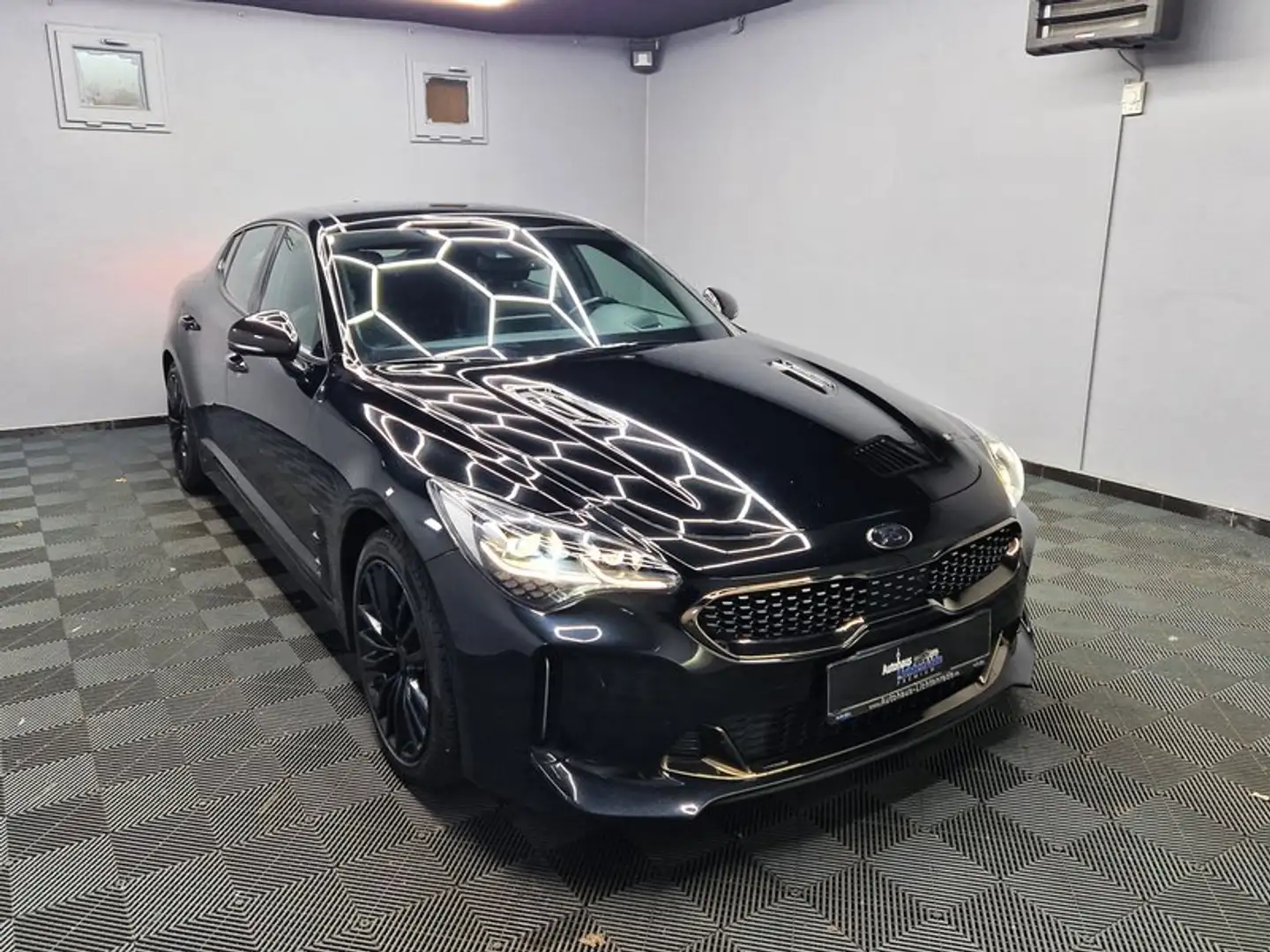 Kia Stinger GT-Line 4WD  |AUTOM|PANO|LEDERI|LED|360*GRAD Schwarz - 2