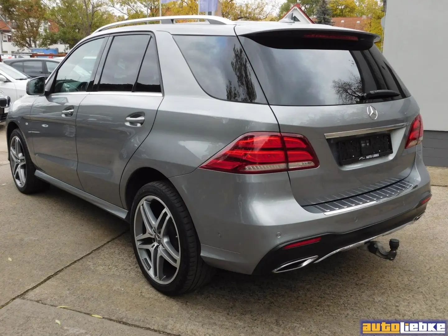 Mercedes-Benz GLE 350 d 4Matic 9G-TRONIC EXCLUSIVE AMG,LEDER,NAVI,AHK,SH Grigio - 2