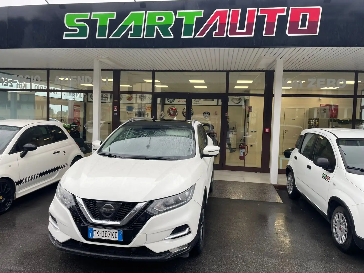 Nissan Qashqai 1.5 dCi Tekna White - 1