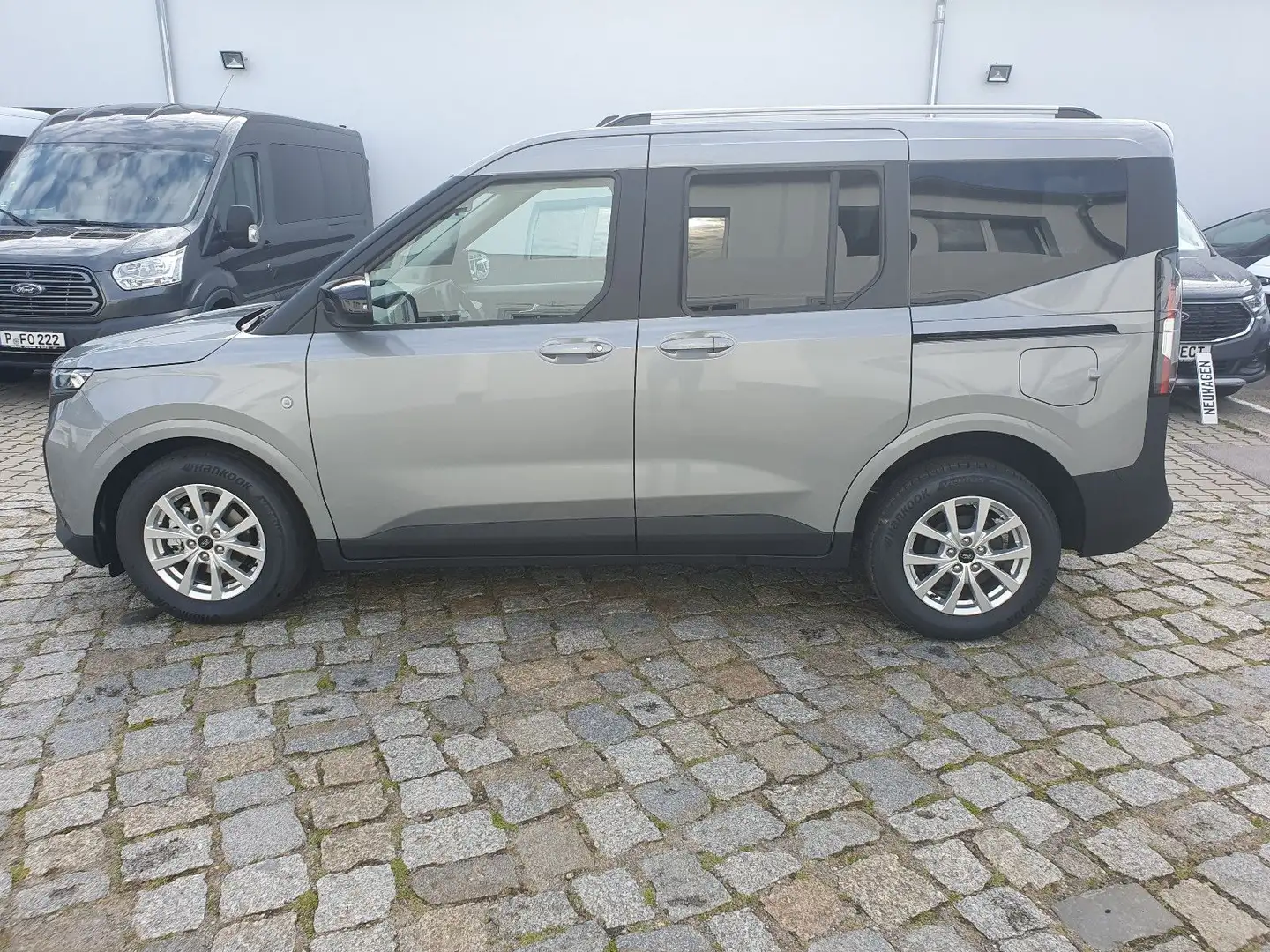 Ford Tourneo Courier Titanium  SOFORT Ezüst - 2