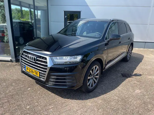 Audi Q7 3.0 TDI 272PK QUATTRO | S-LINE | 7 PERS