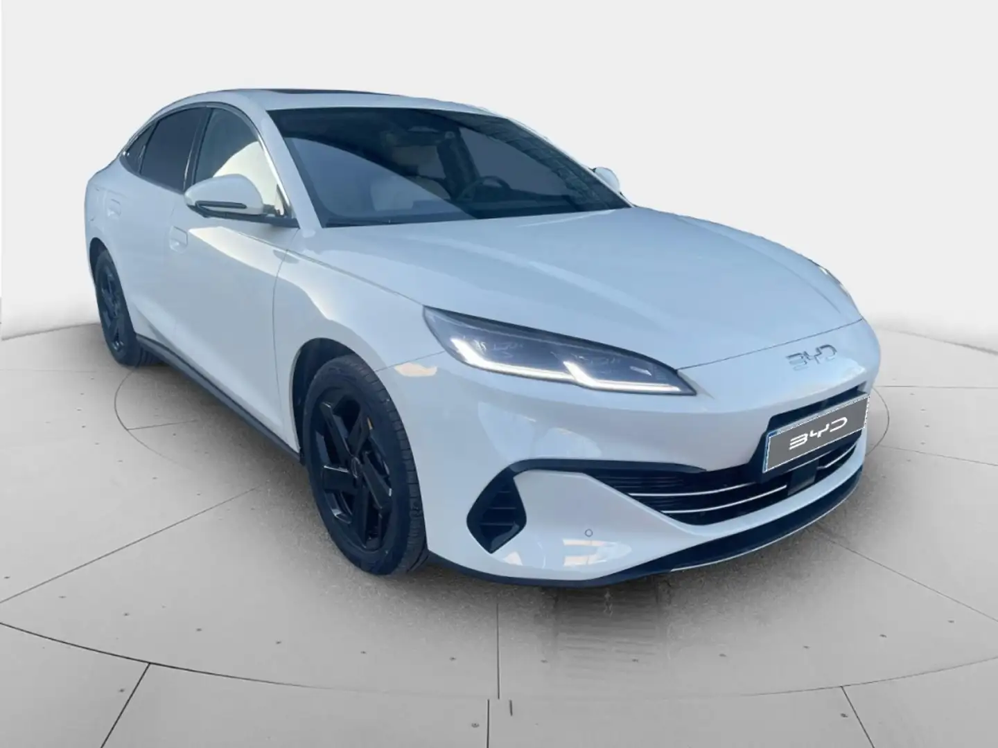 BYD Seal 6 COMFORT LITE 1.5 DM-I 212 CV 4P Weiß - 1