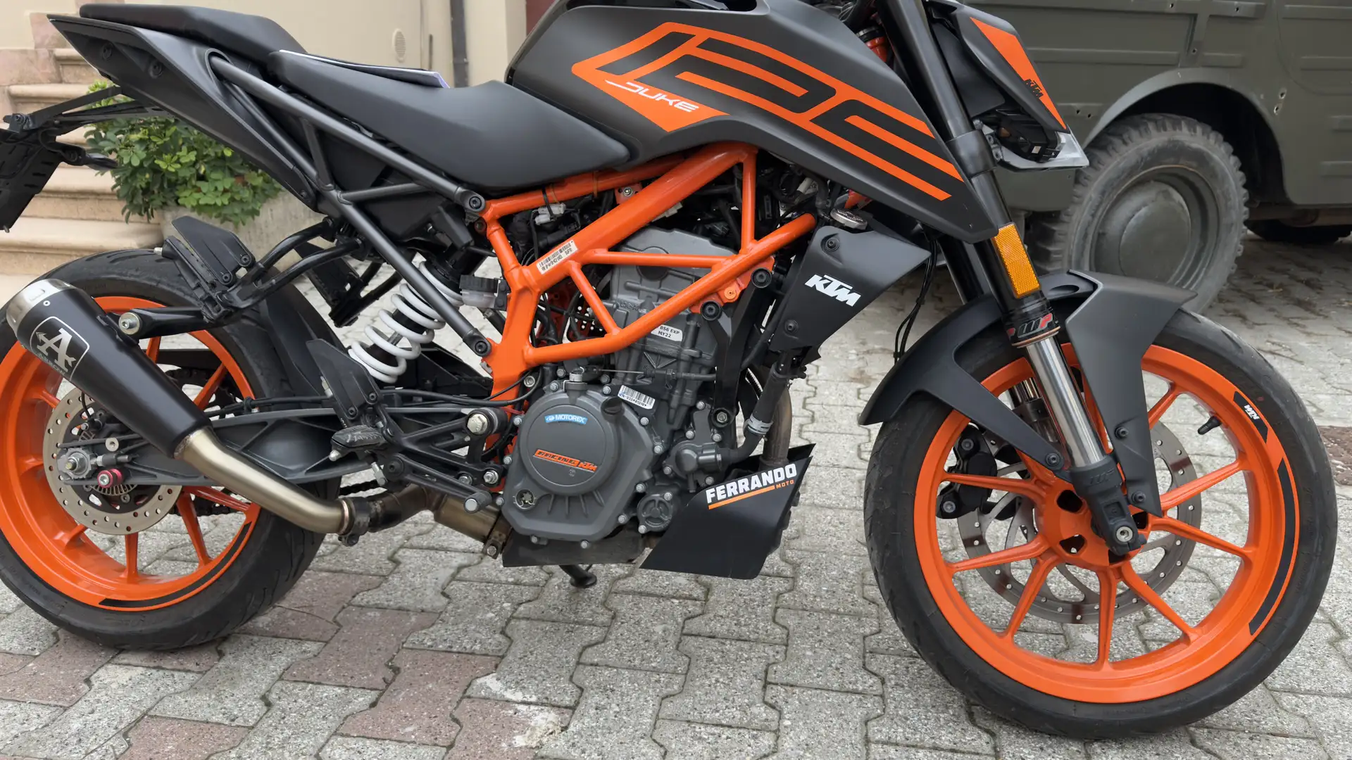KTM 125 Duke duke - 2