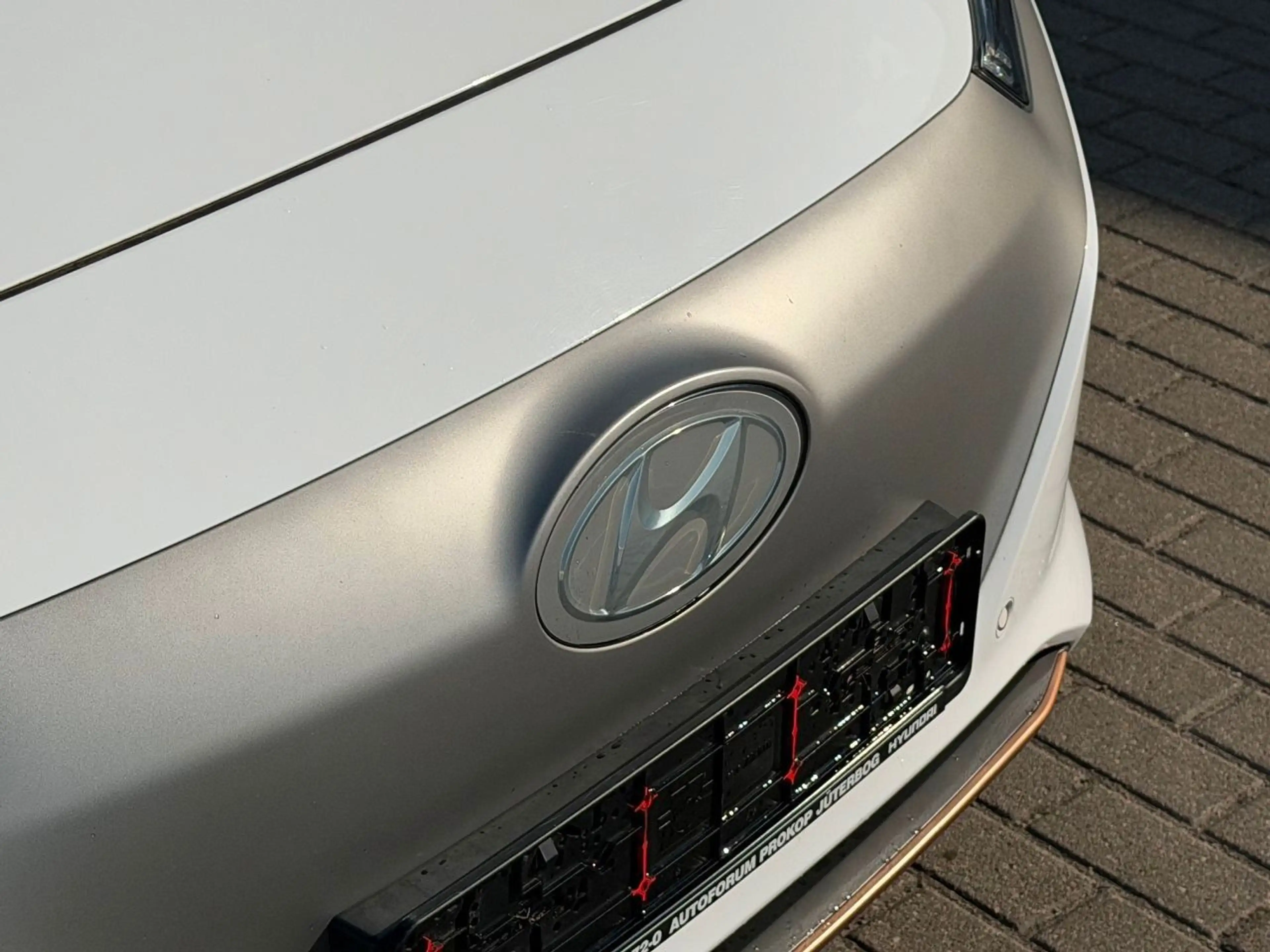 Hyundai IONIQ EV Premium *Schiebedach*Totwinkel*ACC*LED* — photo 6