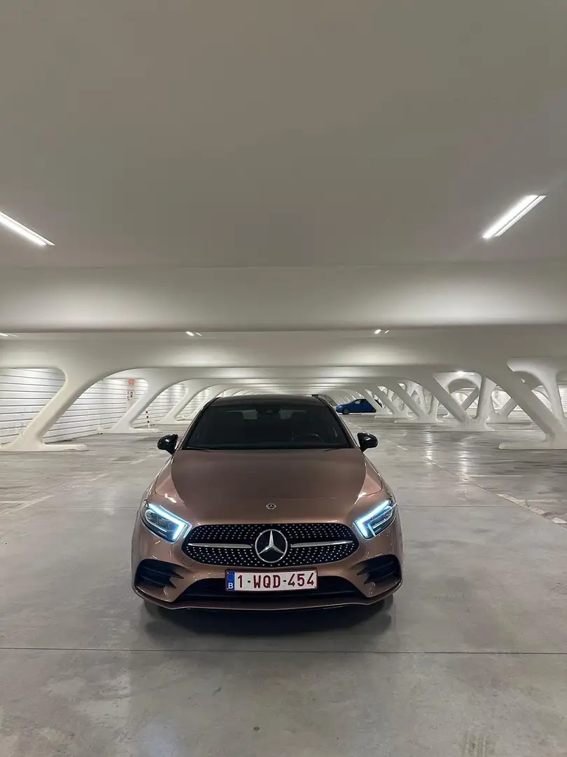 Mercedes-Benz A 250 e PHEV AMG Line - 1
