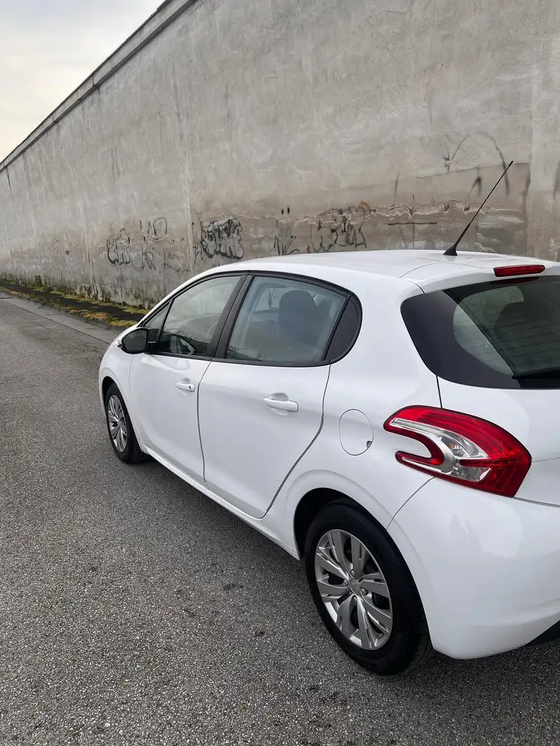 Peugeot 208 208 5p 1.4 vti 16v Active gpl 95cv Biały - 2