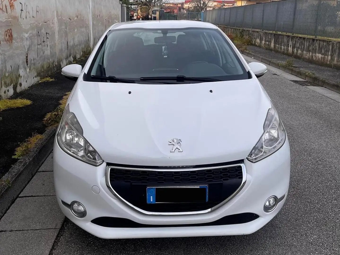 Peugeot 208 208 5p 1.4 vti 16v Active gpl 95cv Biały - 1