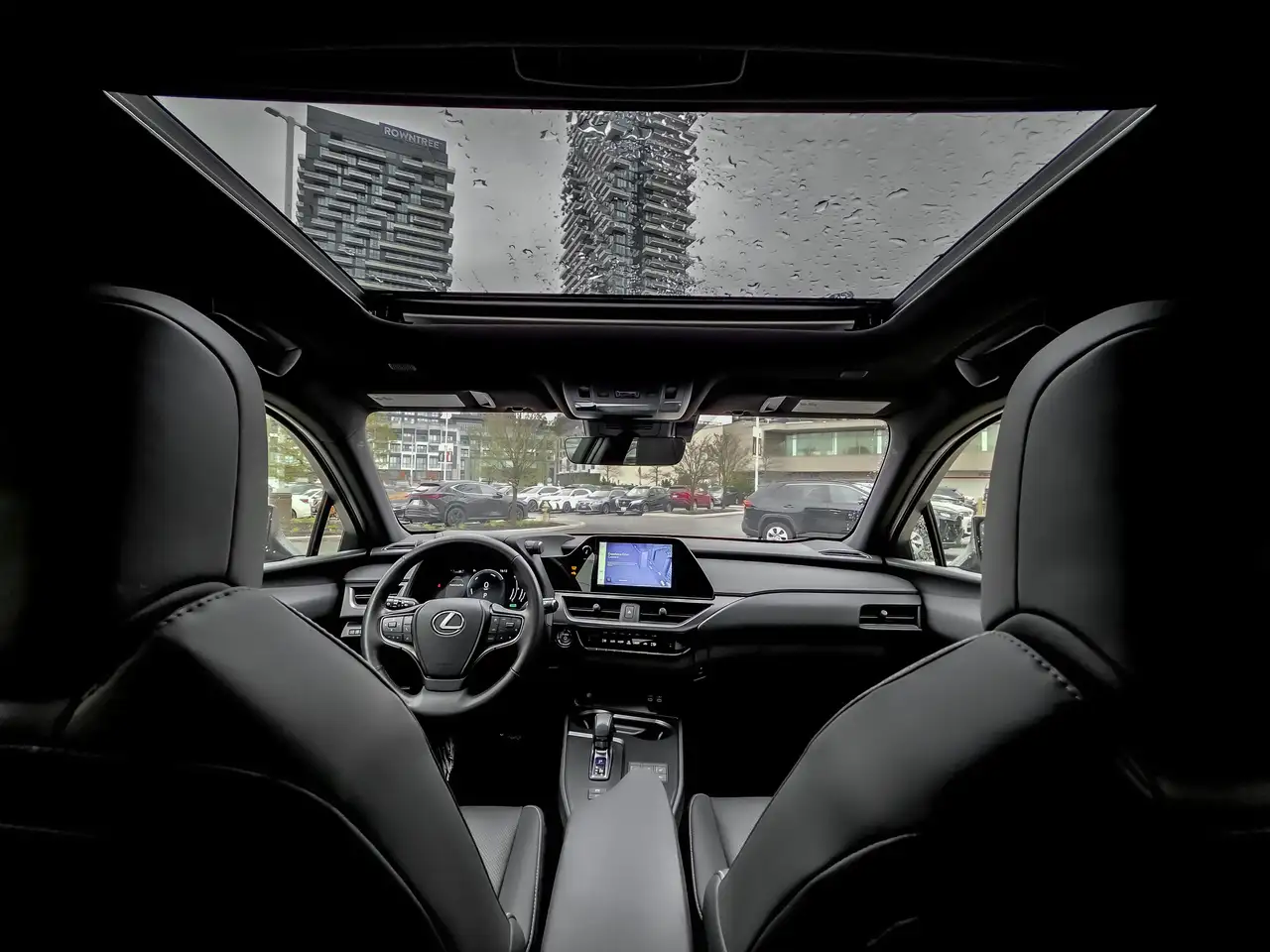 Lexus UX снимка Lexus UX
