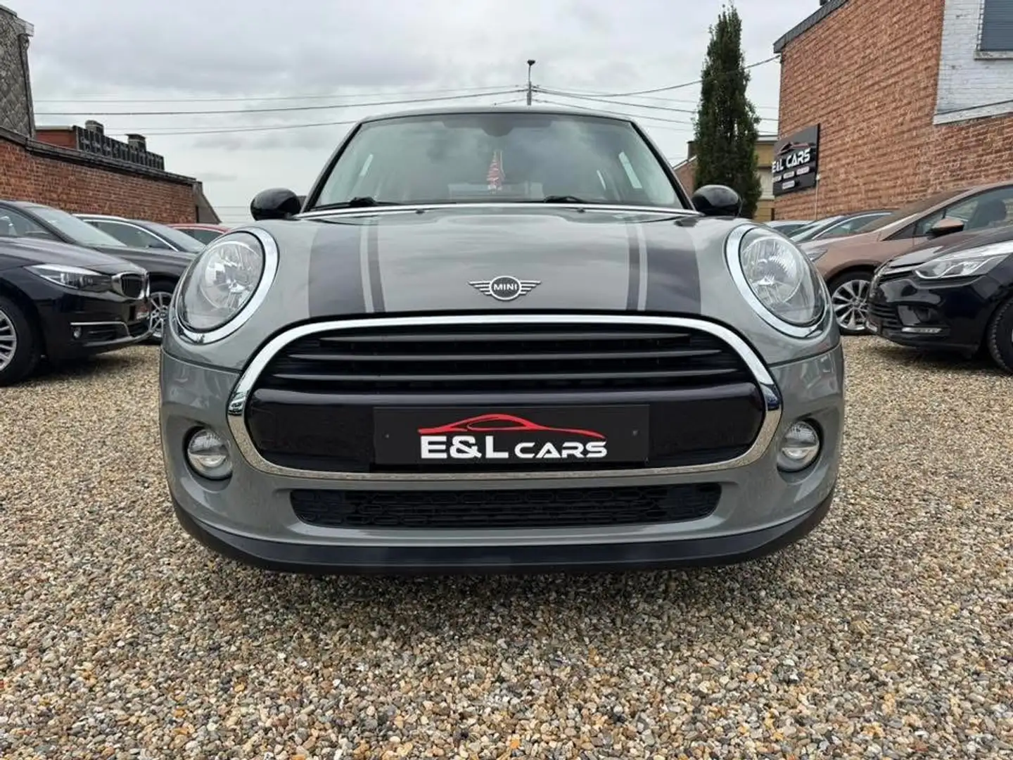 MINI Cooper Mini 1.5 Cooper **12 mois de garantie** Gris - 2