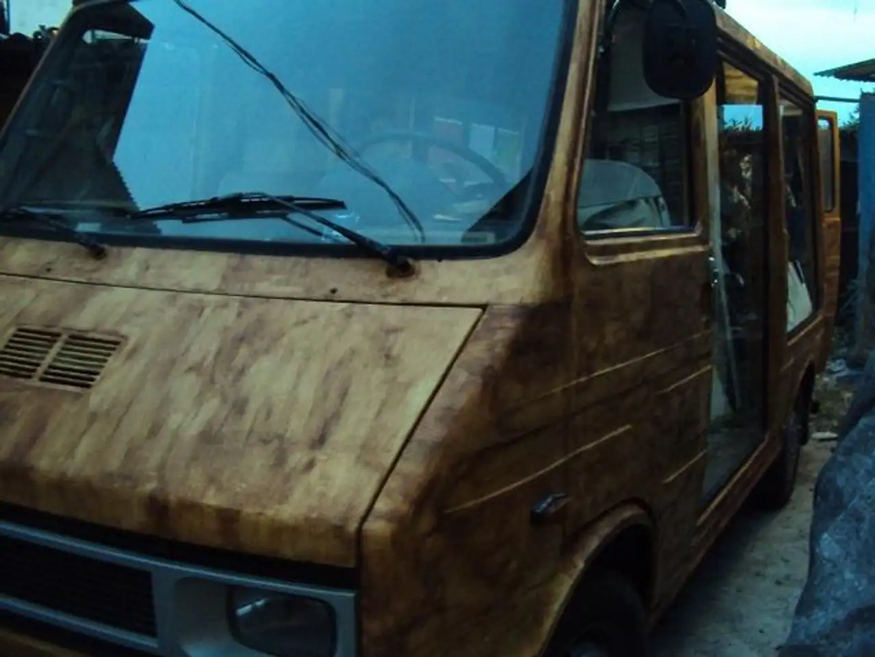 Fiat 242 negozio con 4 vetrine allestimento INTROZZI, foto 4