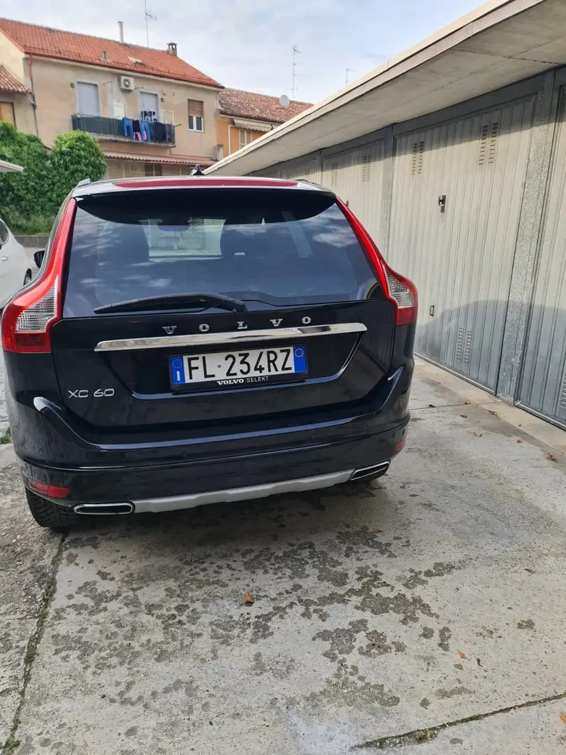 Volvo XC60 2.0 d3 Momentum 150cv geartronic - 2