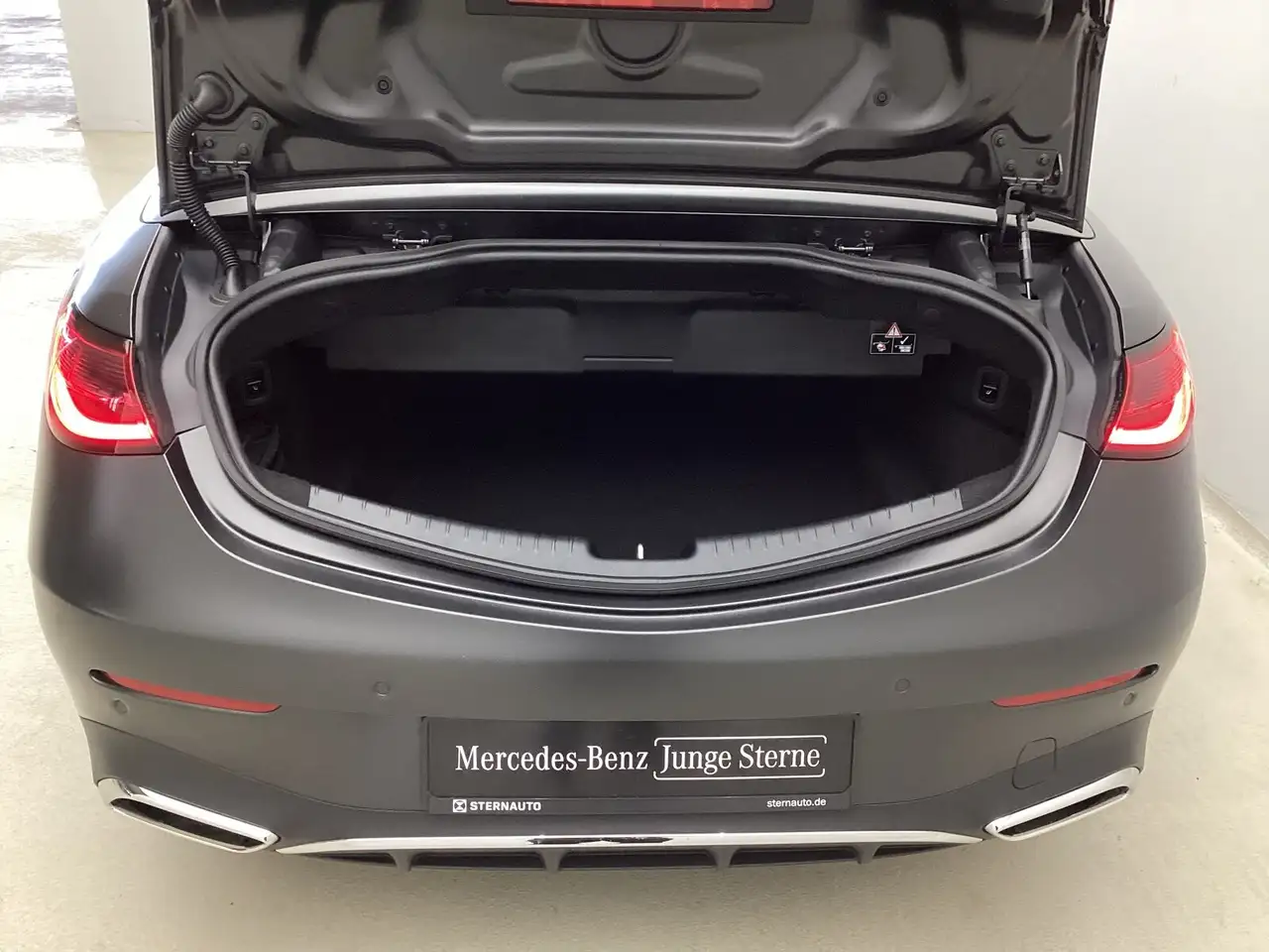 Mercedes-Benz CLE 300 Cabriolet AMG Leder Rot Magno 20 Zoll Navi, миниатюра 20