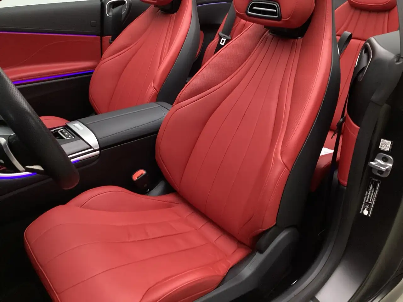 Mercedes-Benz CLE 300 Cabriolet AMG Leder Rot Magno 20 Zoll Navi, миниатюра 12