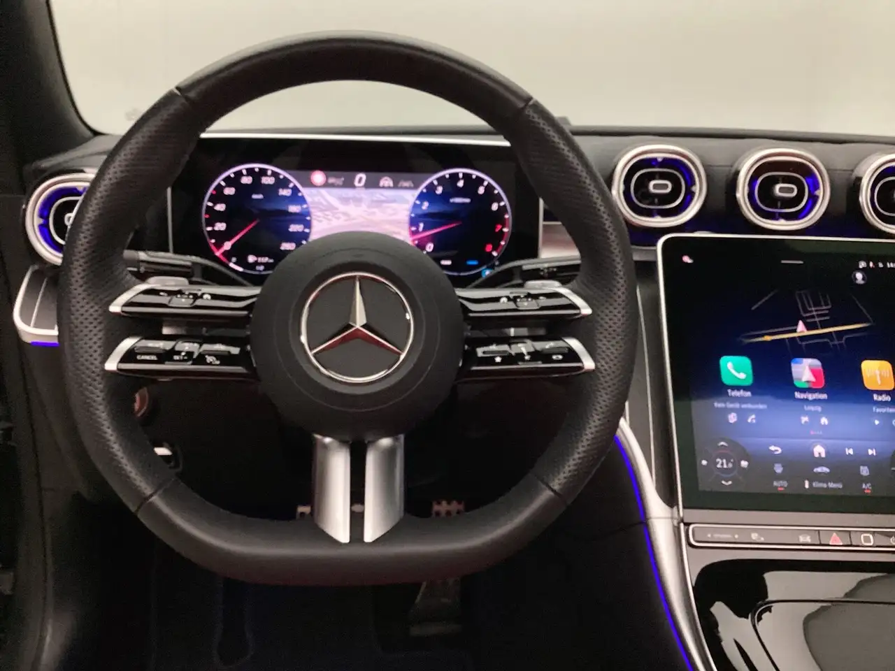 Mercedes-Benz CLE 300 Cabriolet AMG Leder Rot Magno 20 Zoll Navi, миниатюра 13