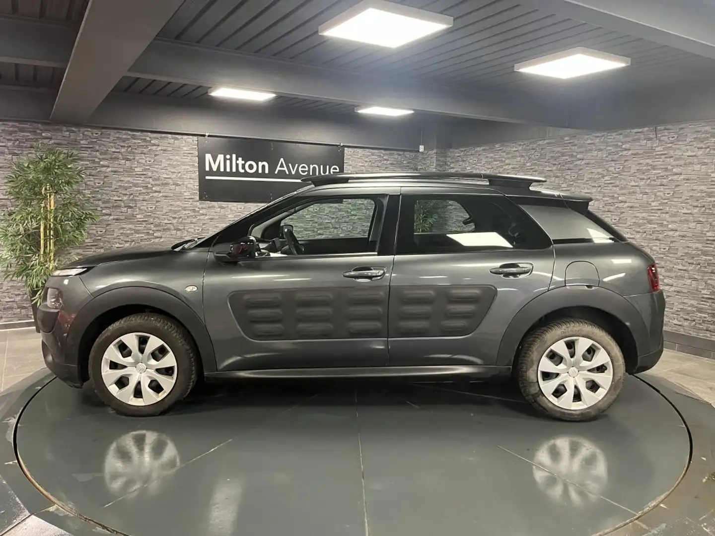 Citroen C4 Cactus C4 Cactus 1.2 PureTech 12V - 82  Feel Gris - 2