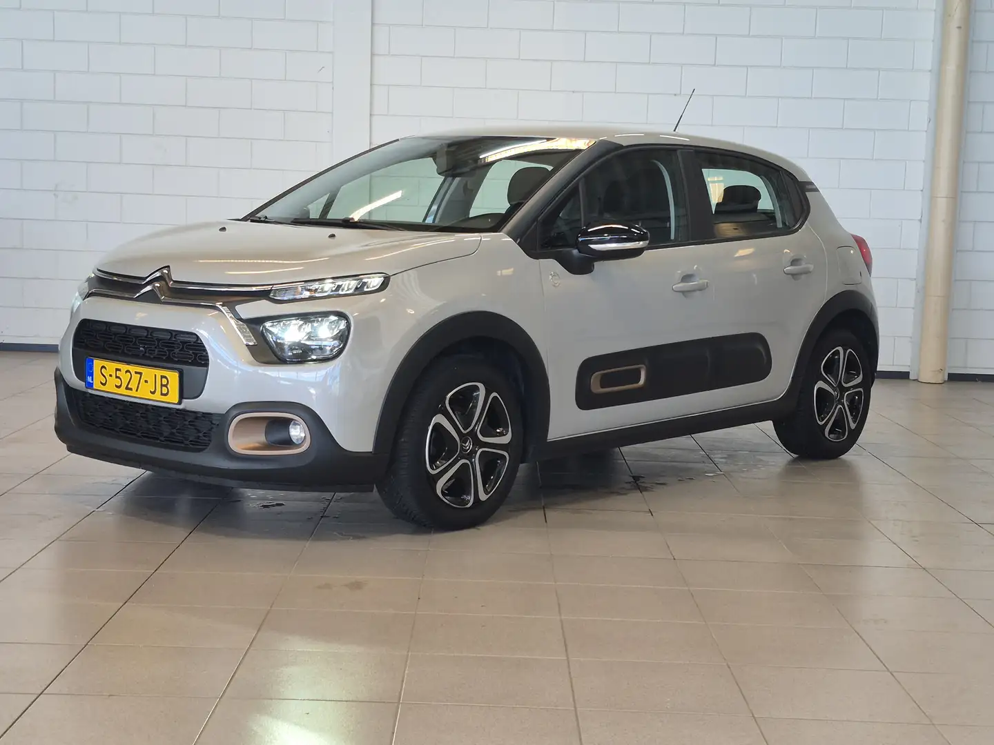 Citroen C3 1.2 PureTech C-Series | Airco (automatisch) | Appl Grijs - 1