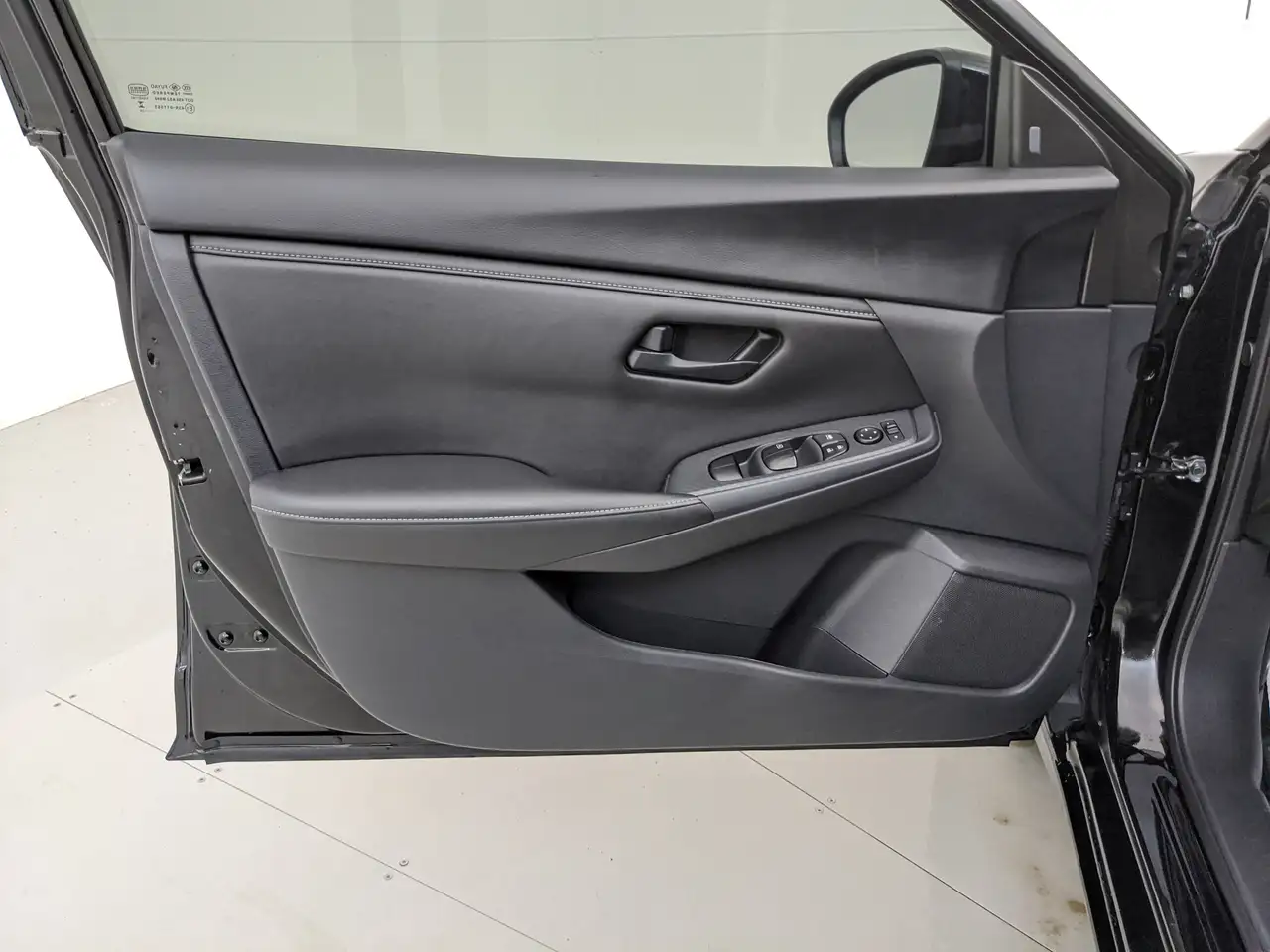 Nissan Sentra снимка Nissan Sentra