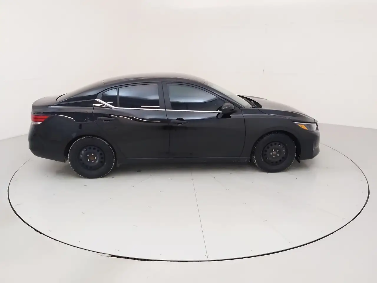 Nissan Sentra снимка Nissan Sentra