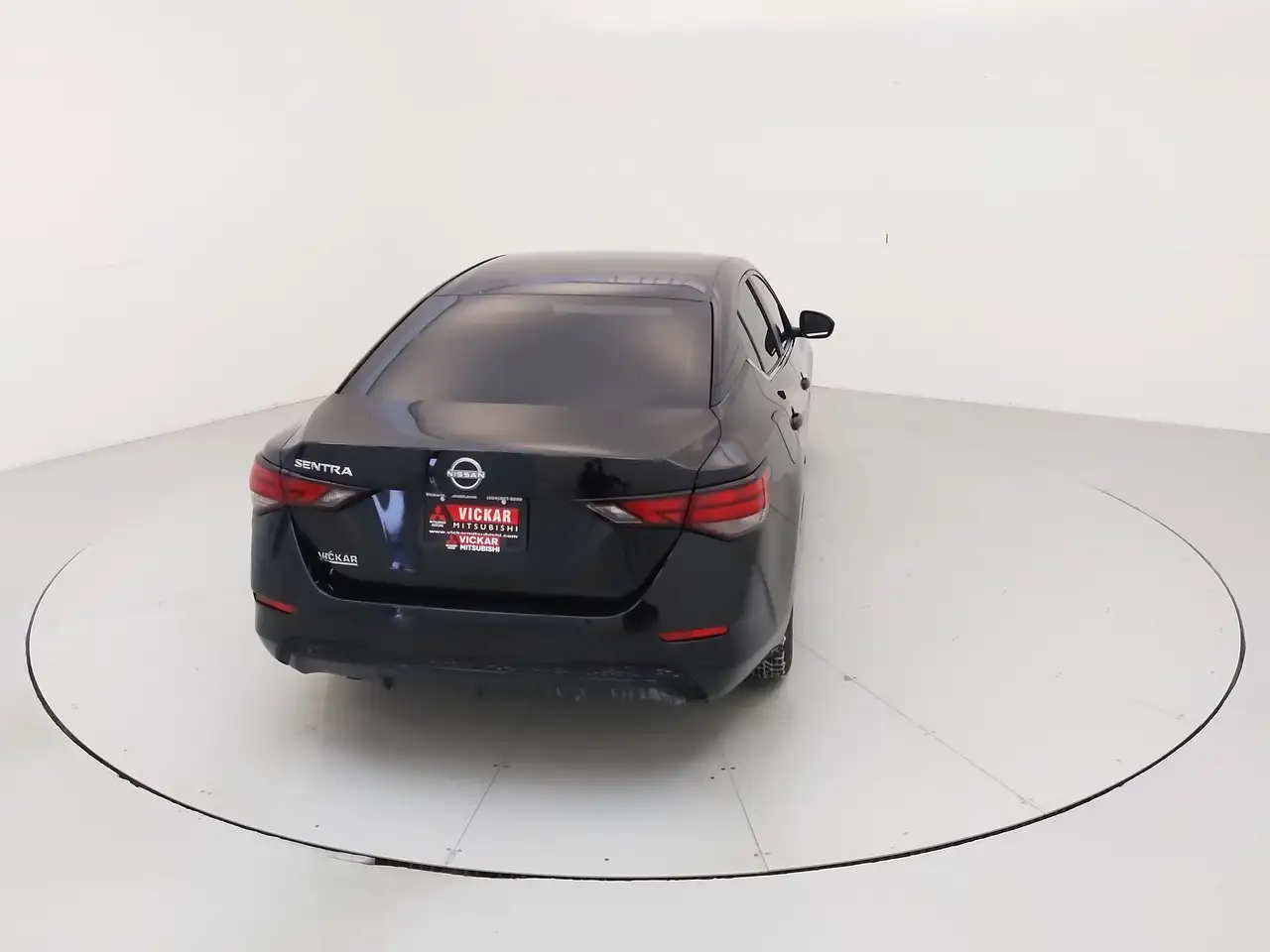 Nissan Sentra снимка Nissan Sentra