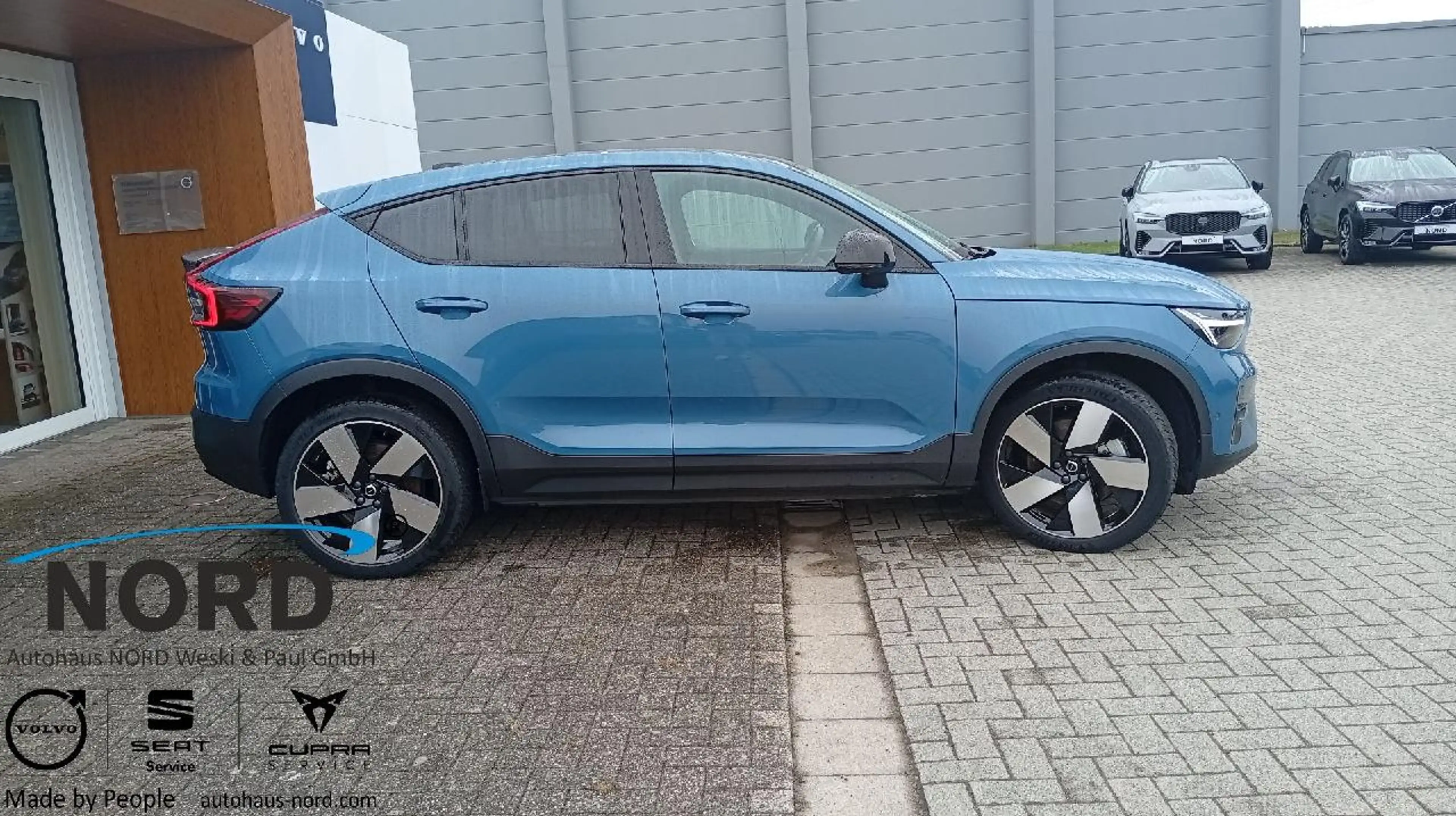 Volvo C40 Ultimate Pure Electric AWD/Memo-Sitze/20 — photo 4