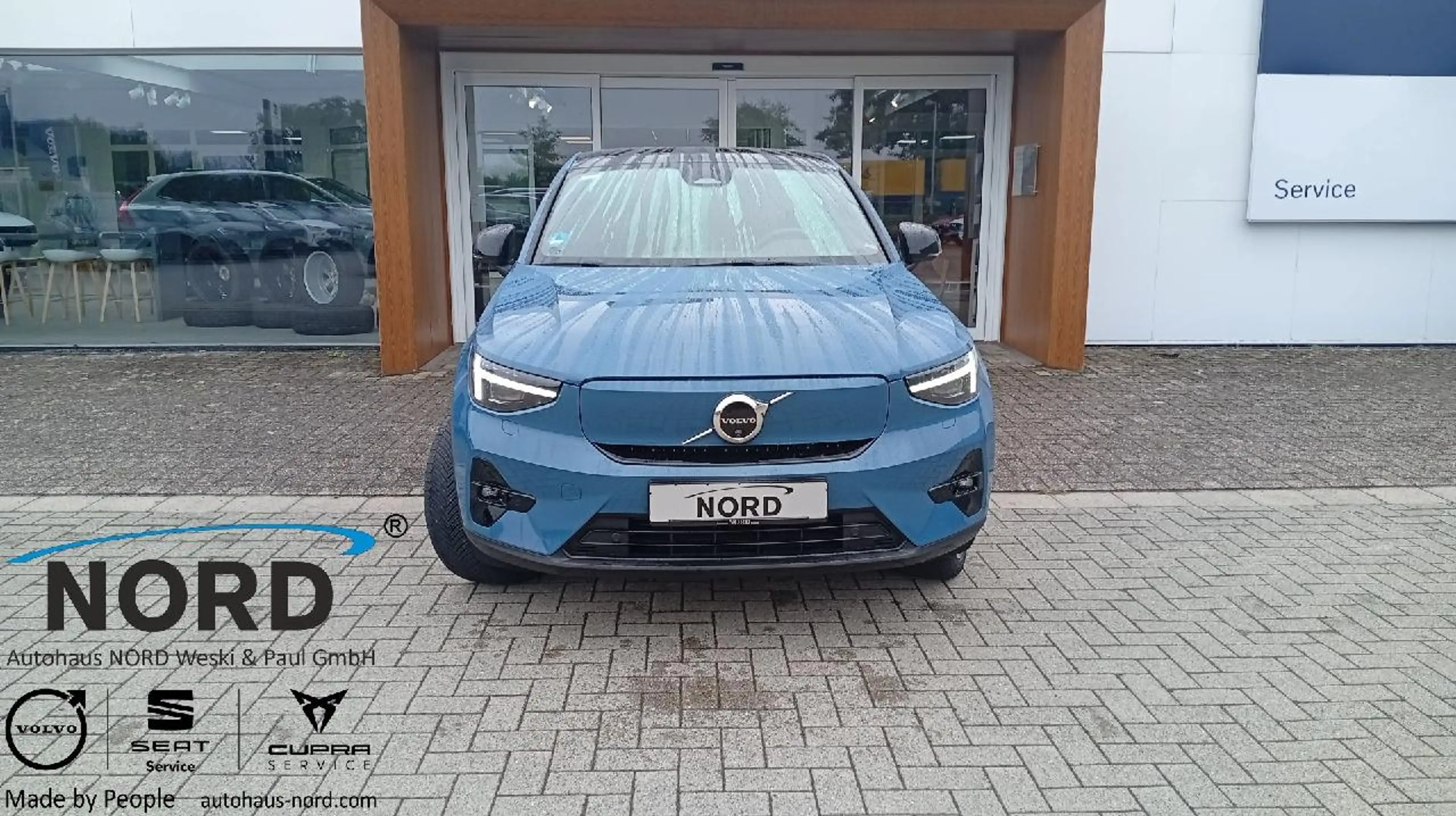 Volvo C40 Ultimate Pure Electric AWD/Memo-Sitze/20 — photo 2