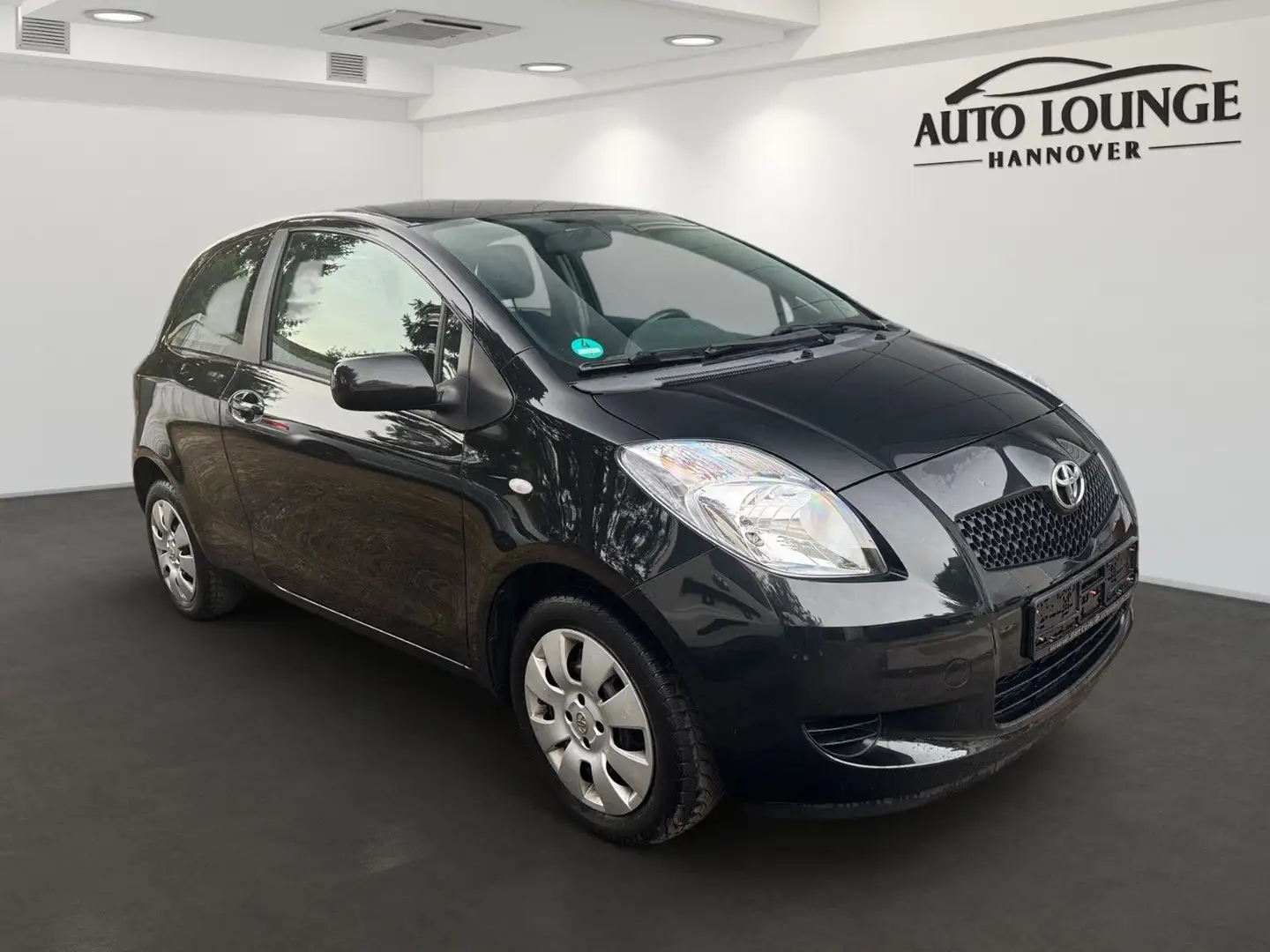 Toyota Yaris 1.0 VVT-i | Luna Sol | Klima | 3-Türer Schwarz - 1