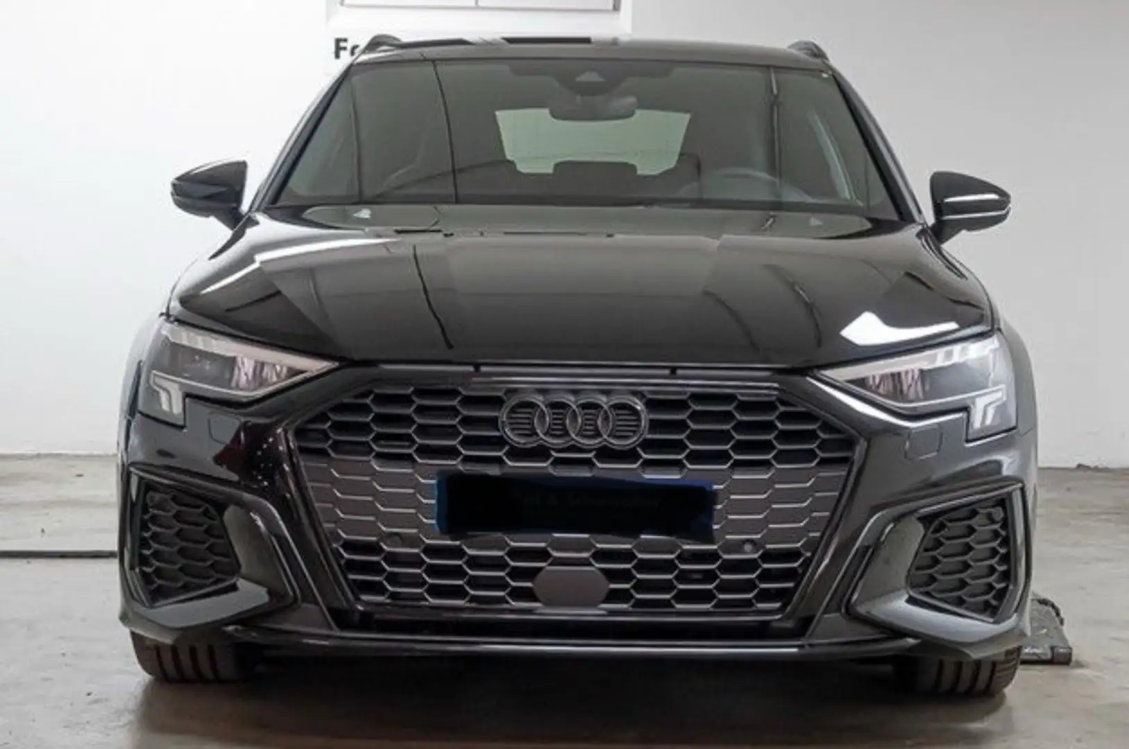 Audi A3 Sportback 35 TDIS line LED VIRTUAL NAVI 18 Zwart - 2