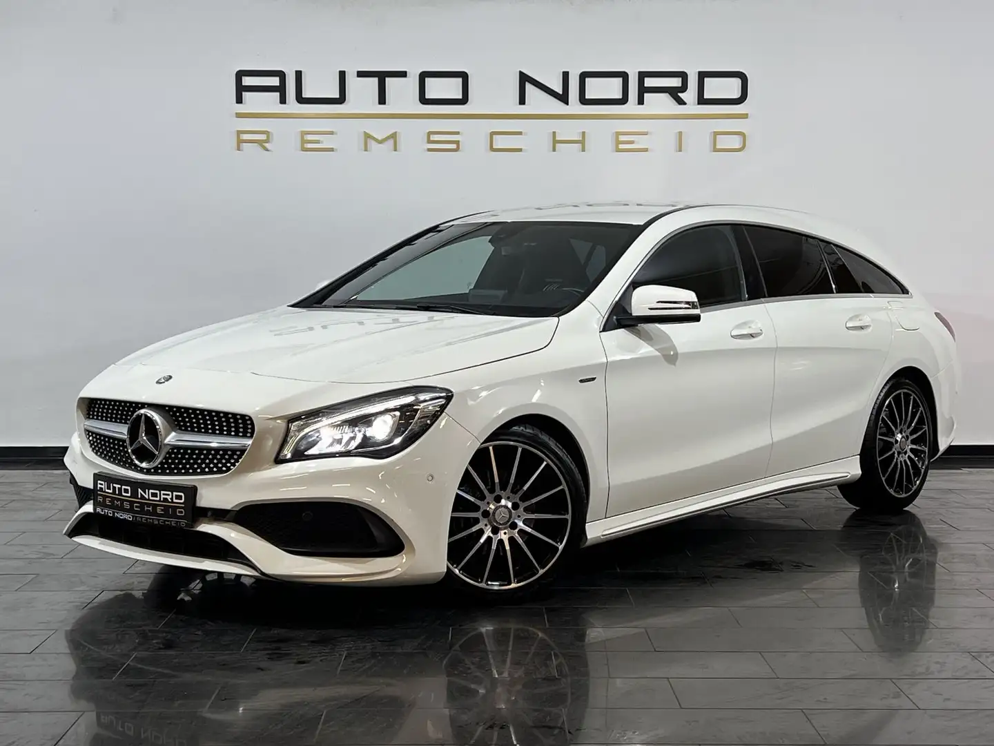 Mercedes-Benz CLA 180 *PEAK*LED*KeyGo*Kamera* Weiß - 1