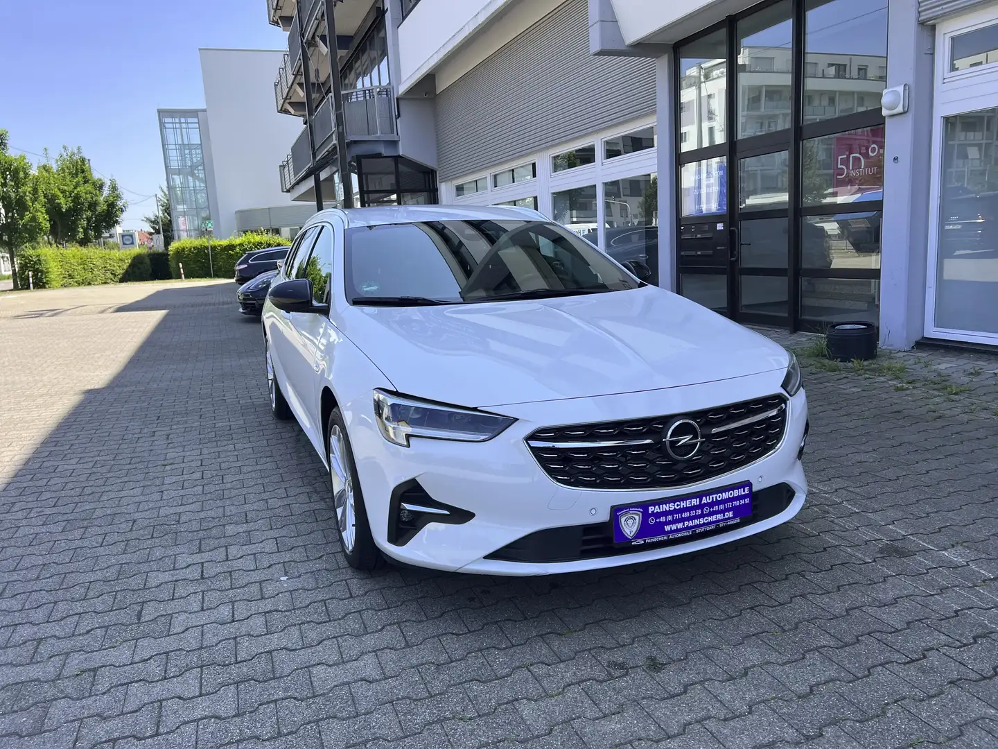 Opel Insignia 2.0 Business Elegance Aut. AHK+LEDER+KAMERA+LED Weiß - 1