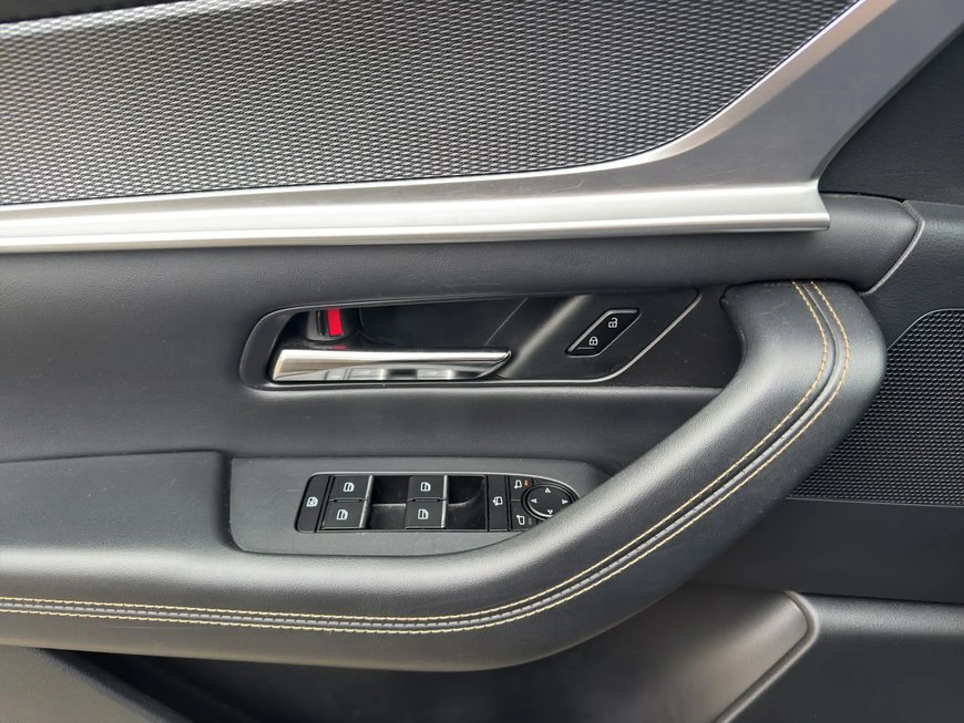 Mazda CX-60 AWD PHEV Aut. HOMURA — photo 14
