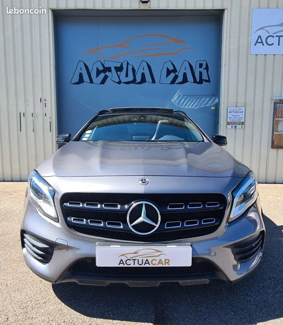 Mercedes-Benz Classe GLA220d fascination amg 177ch Gris - 2