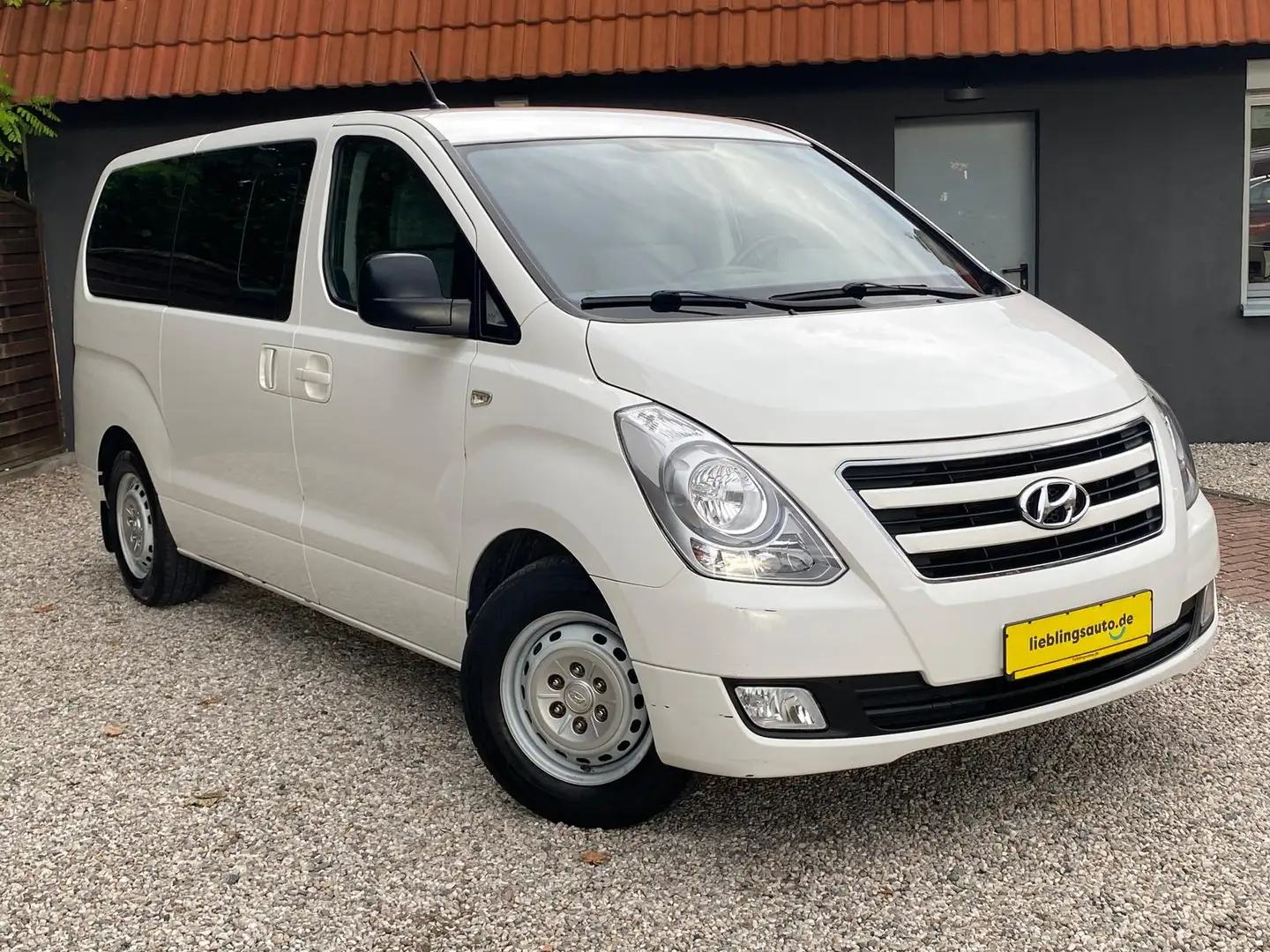 Hyundai H-1 2.5 CRDi Travel Comfort 8-Sitze Klima PDC Weiß - 2