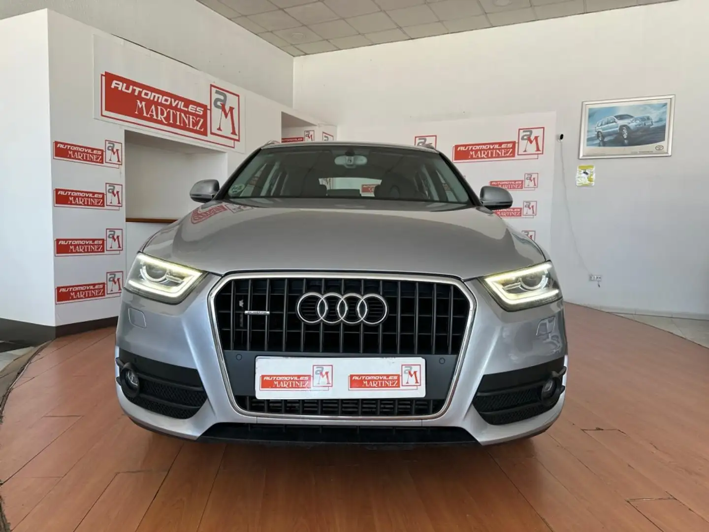 Audi Q3 2.0TDI Advance quattro S-Tronic Silber - 2