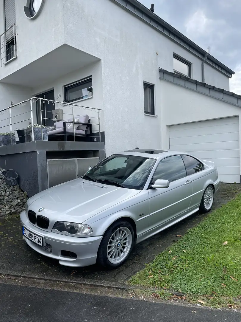BMW 320 320 Ci Grau - 2