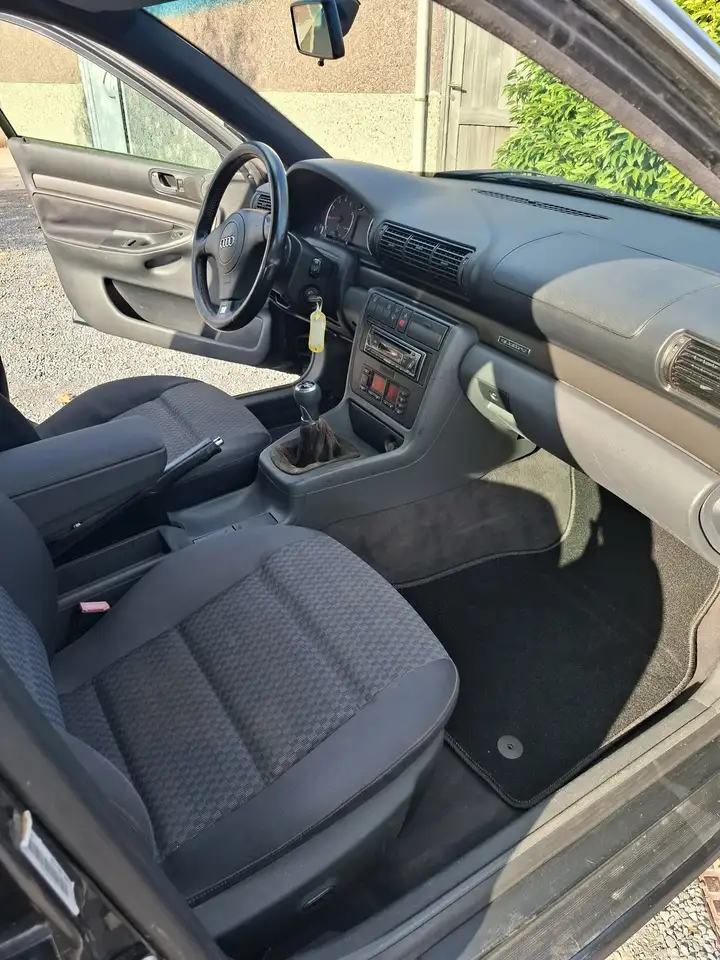 Audi A4 1.8 Turbo Quattro Advance, foto 10