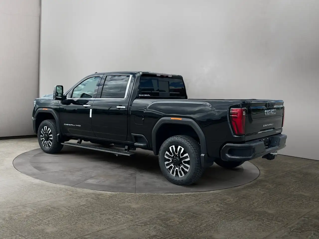 GMC Sierra 2500HD снимка GMC Sierra 2500HD