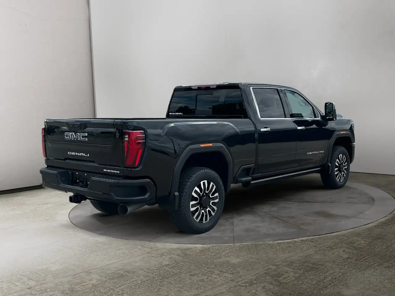 GMC Sierra 2500HD снимка GMC Sierra 2500HD