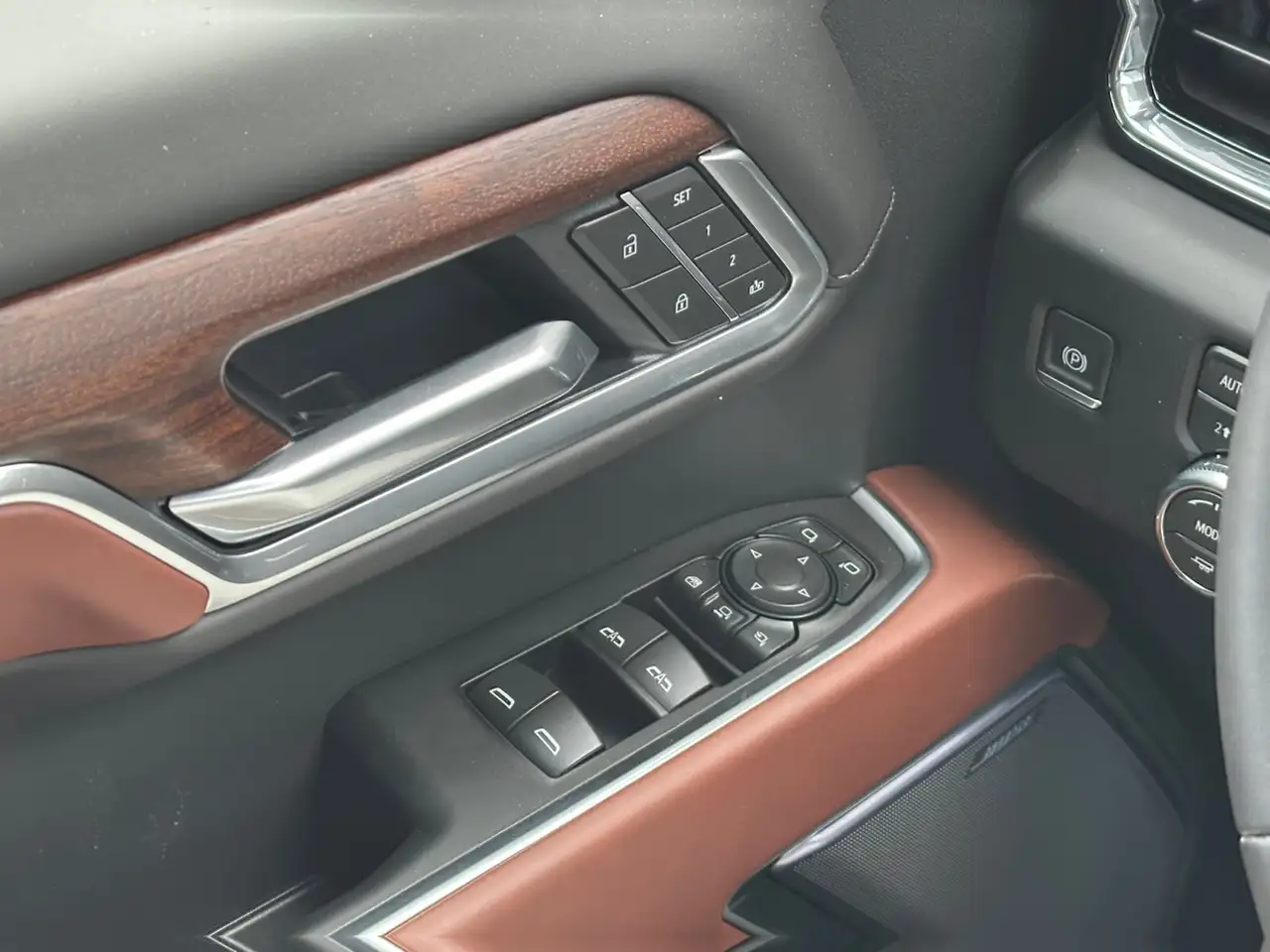 GMC Sierra 2500HD снимка GMC Sierra 2500HD