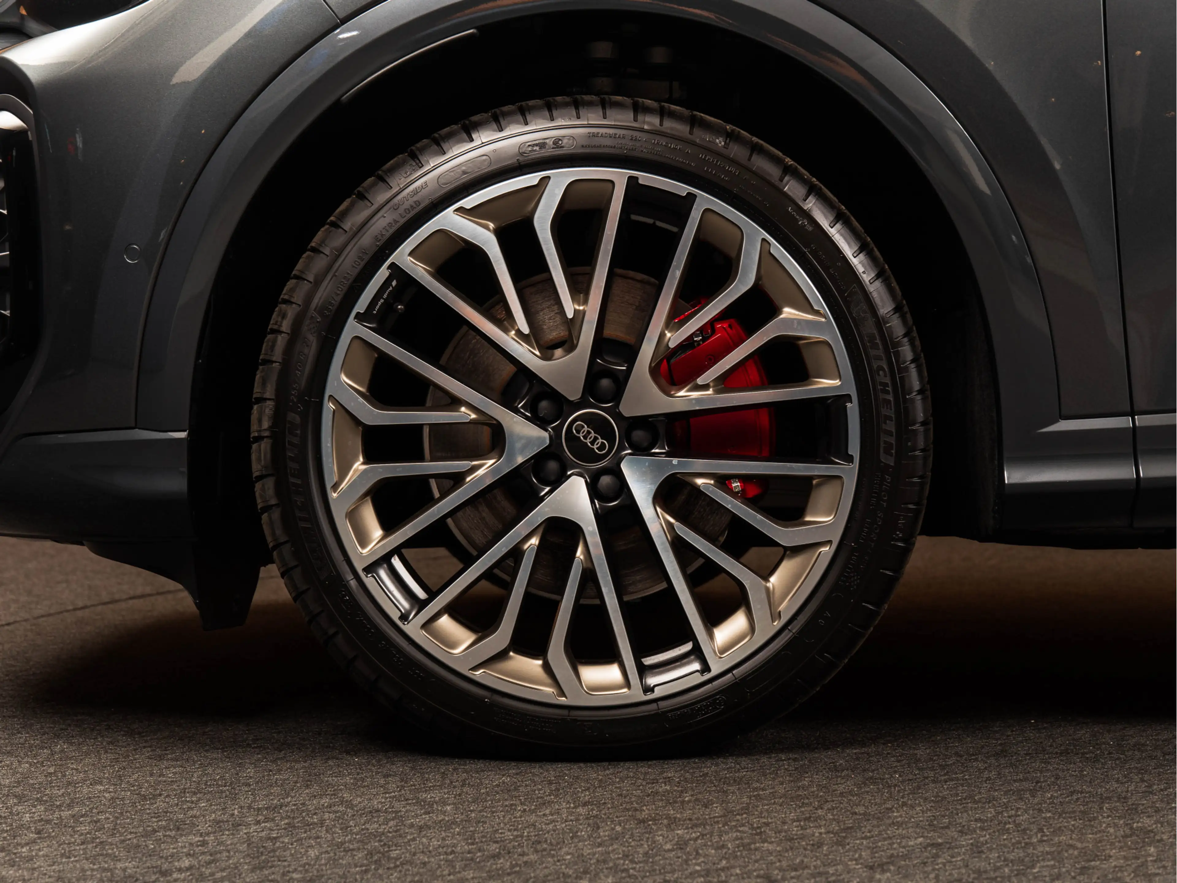 Audi Q5 Sportback 2.0 TFSI e-hybrid quattro S edition 21" — photo 9