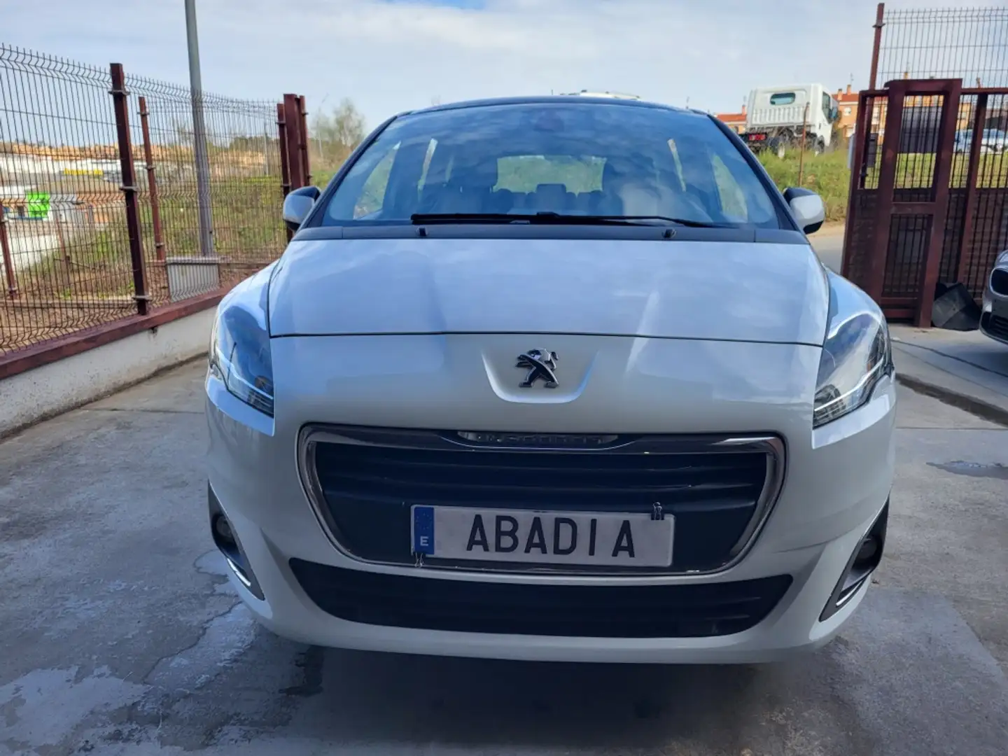 Peugeot 5008 1.6 BlueHDi Style 7 pl. EAT6 120 Blanc - 2