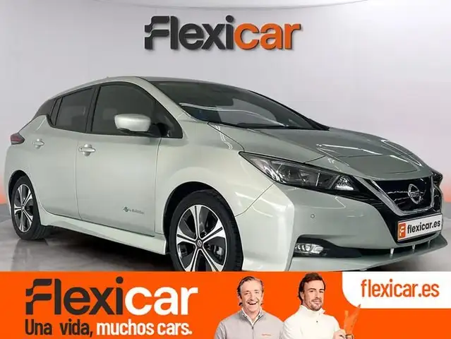 Nissan Leaf 40kWh N-Connecta Bitono