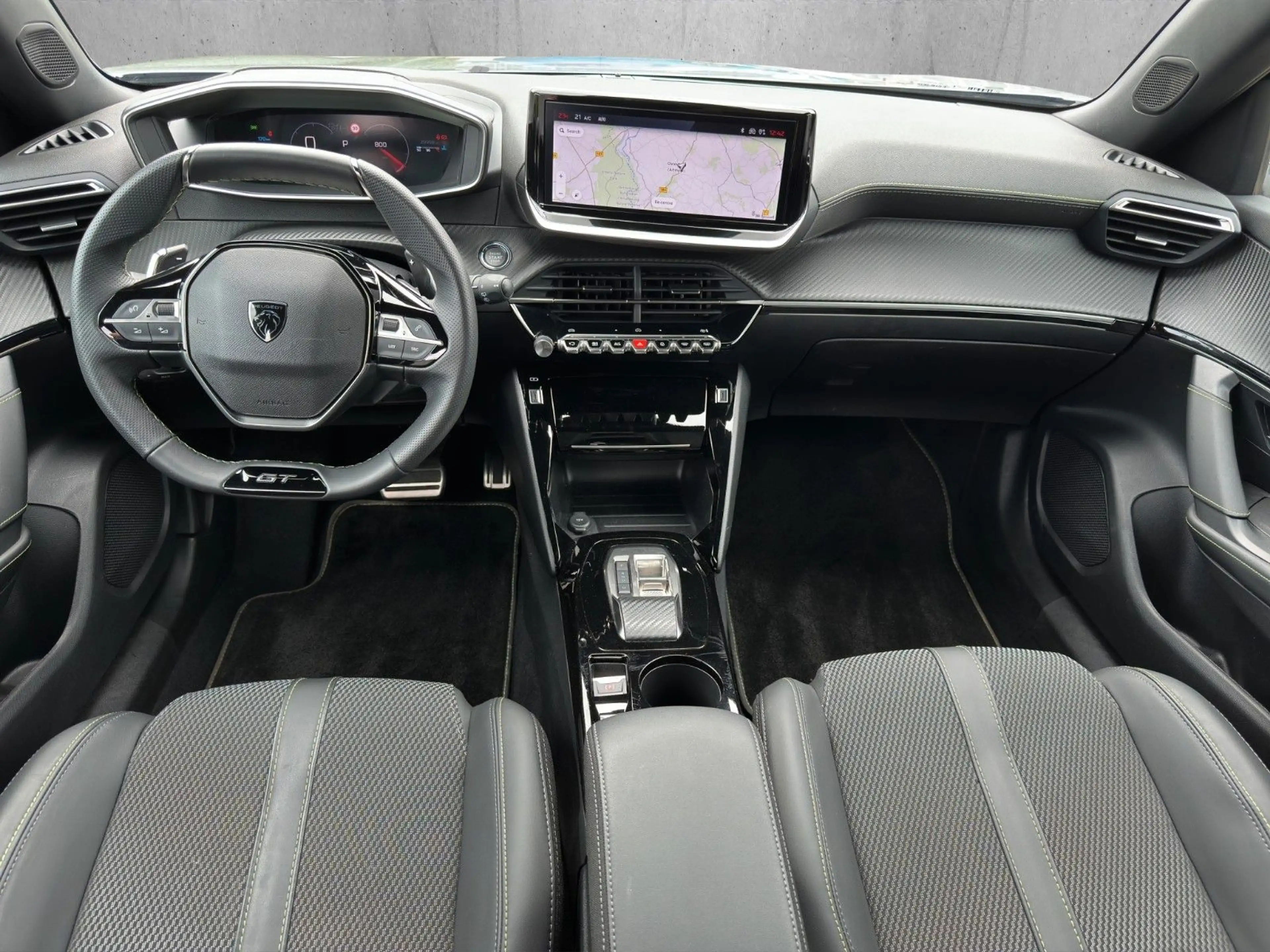 Peugeot 2008 GT Puretech 130 EAT8*Kamera360*Navi*FullLED — photo 9