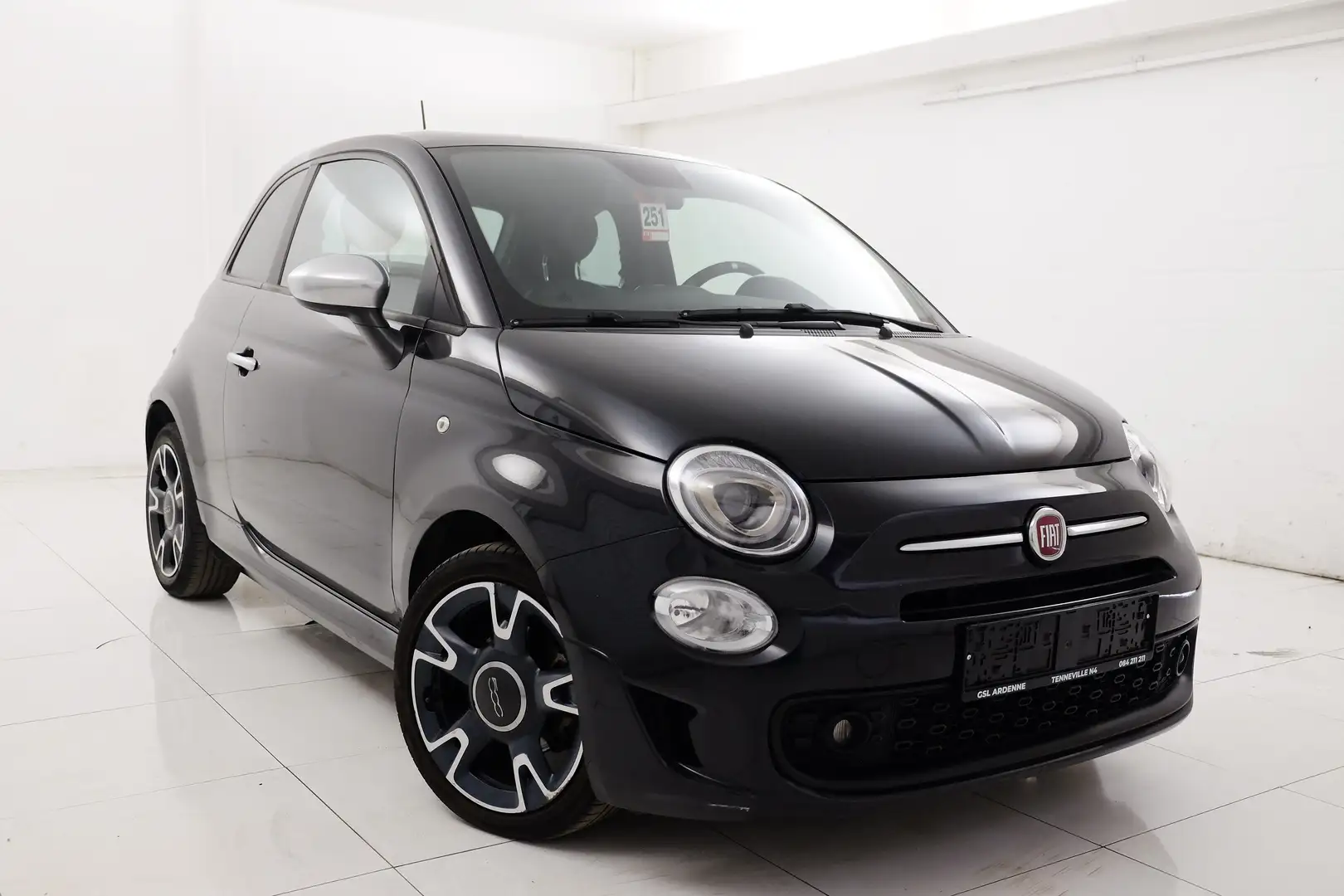 Fiat 500 1.0i MHEV  AIRCO, GPS, CRUISE, CAPTEURS, TOIT PANO Noir - 1