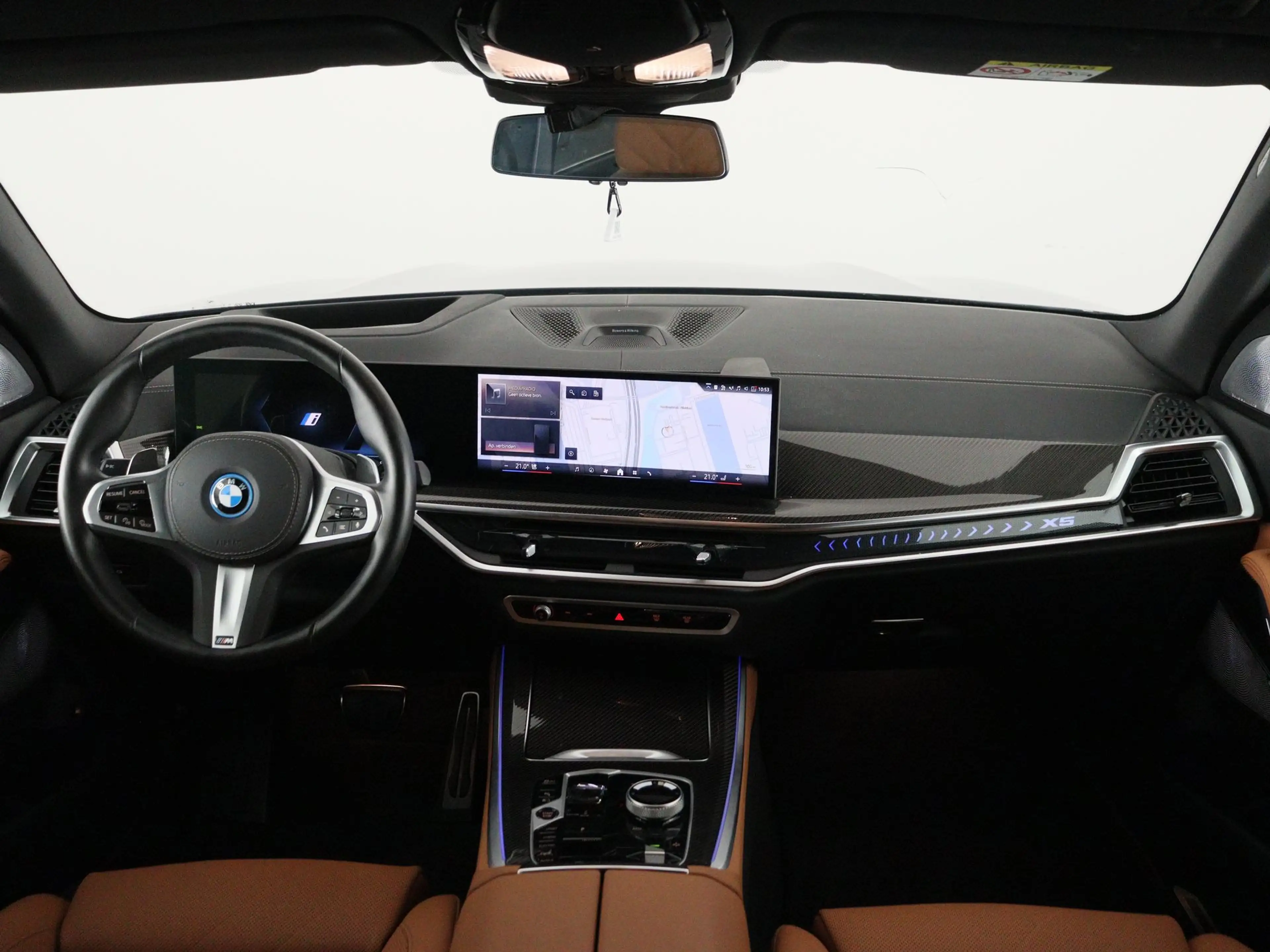 BMW X5 xDrive50e — photo 15
