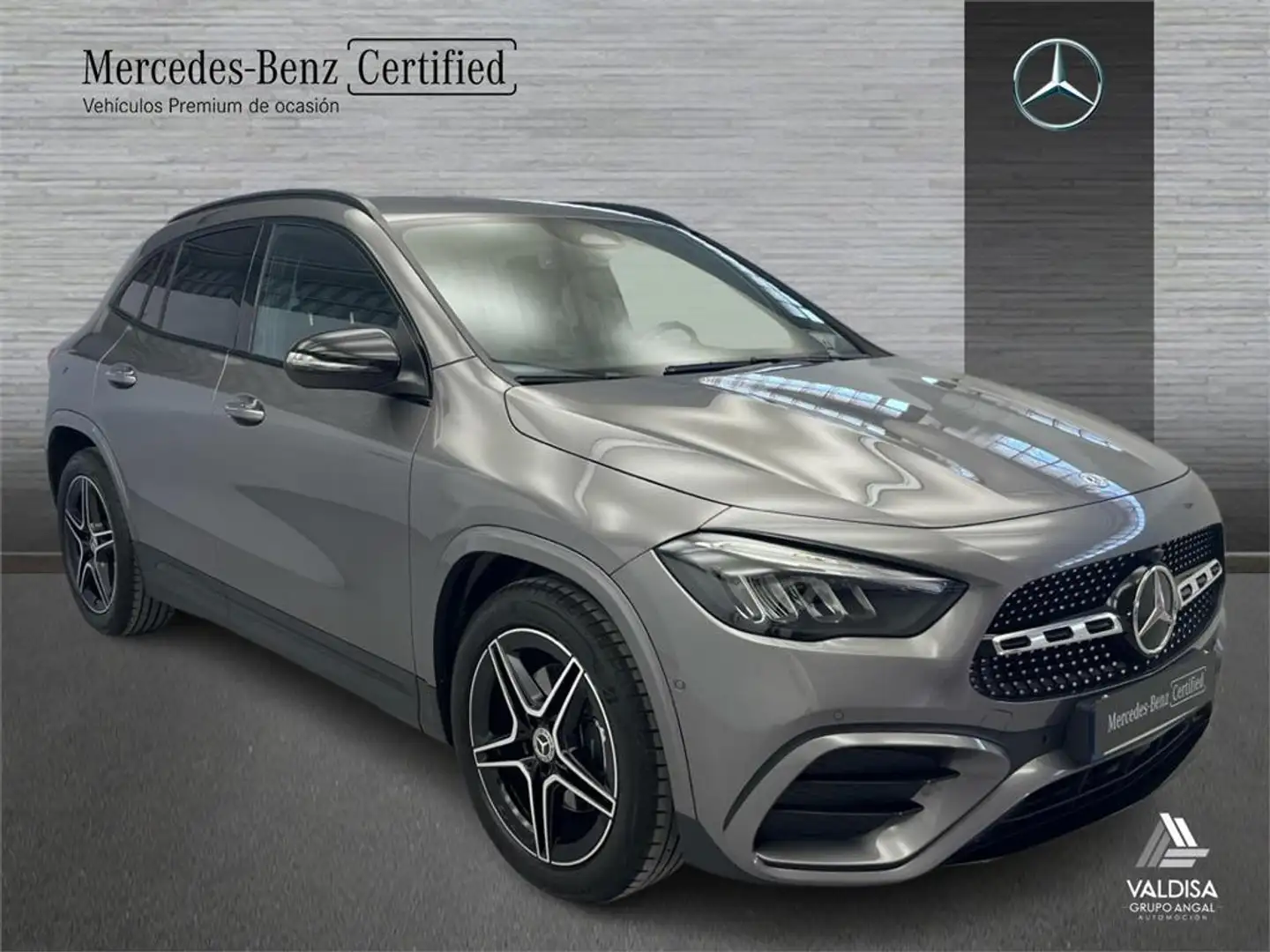 Mercedes-Benz GLA 200 D - 2