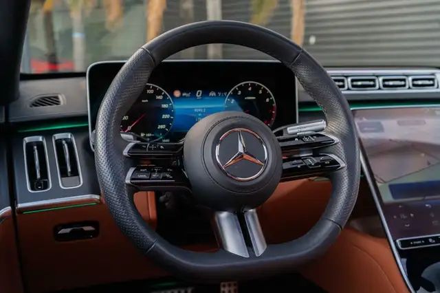 Mercedes-Benz S 500 view 10